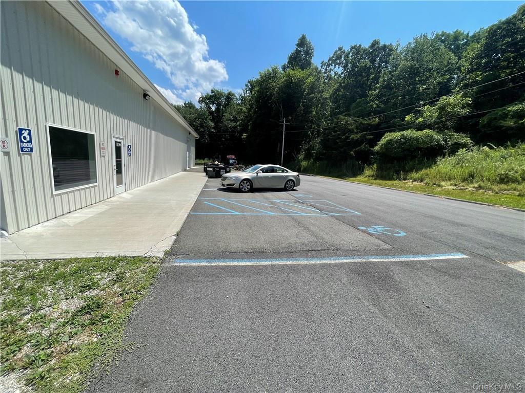 #8 photo, 95 Bill Larkin Drive, New Windsor , NY 12553