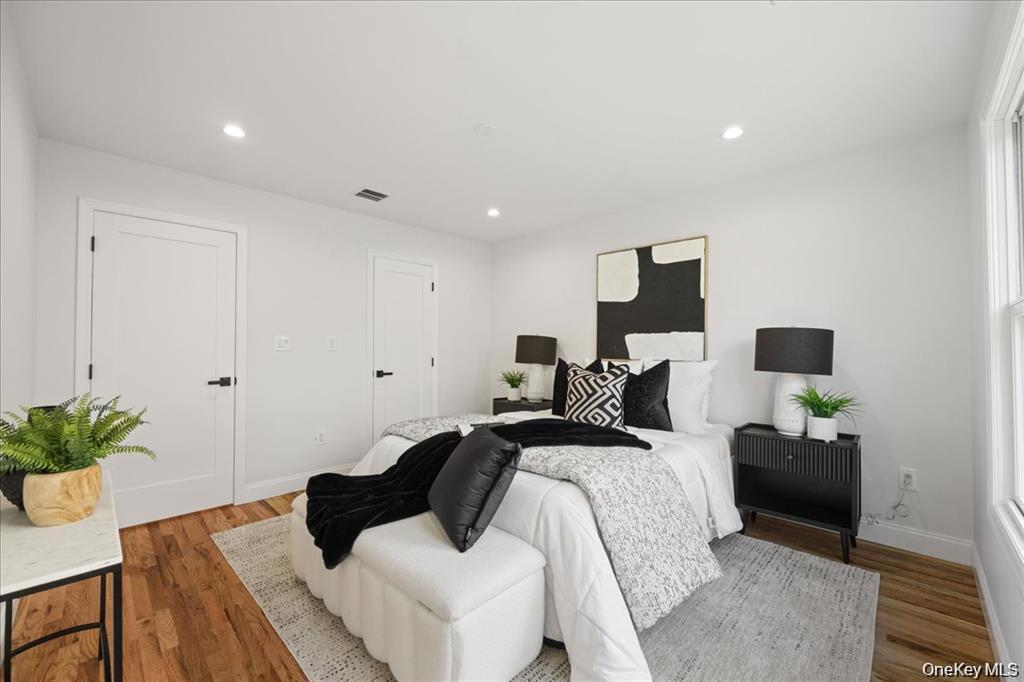 #20 photo, 101 Thurton Place, Yonkers , NY 10704