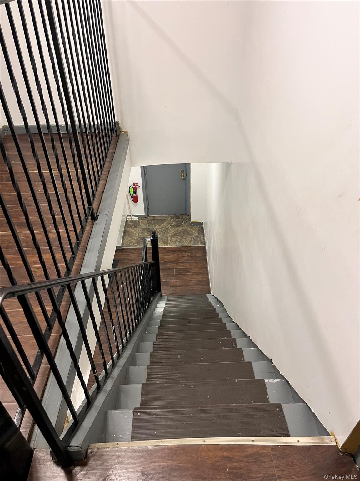 #7 photo, 216 Woodworth Avenue, 뉴욕주 Yonkers , NY 10701