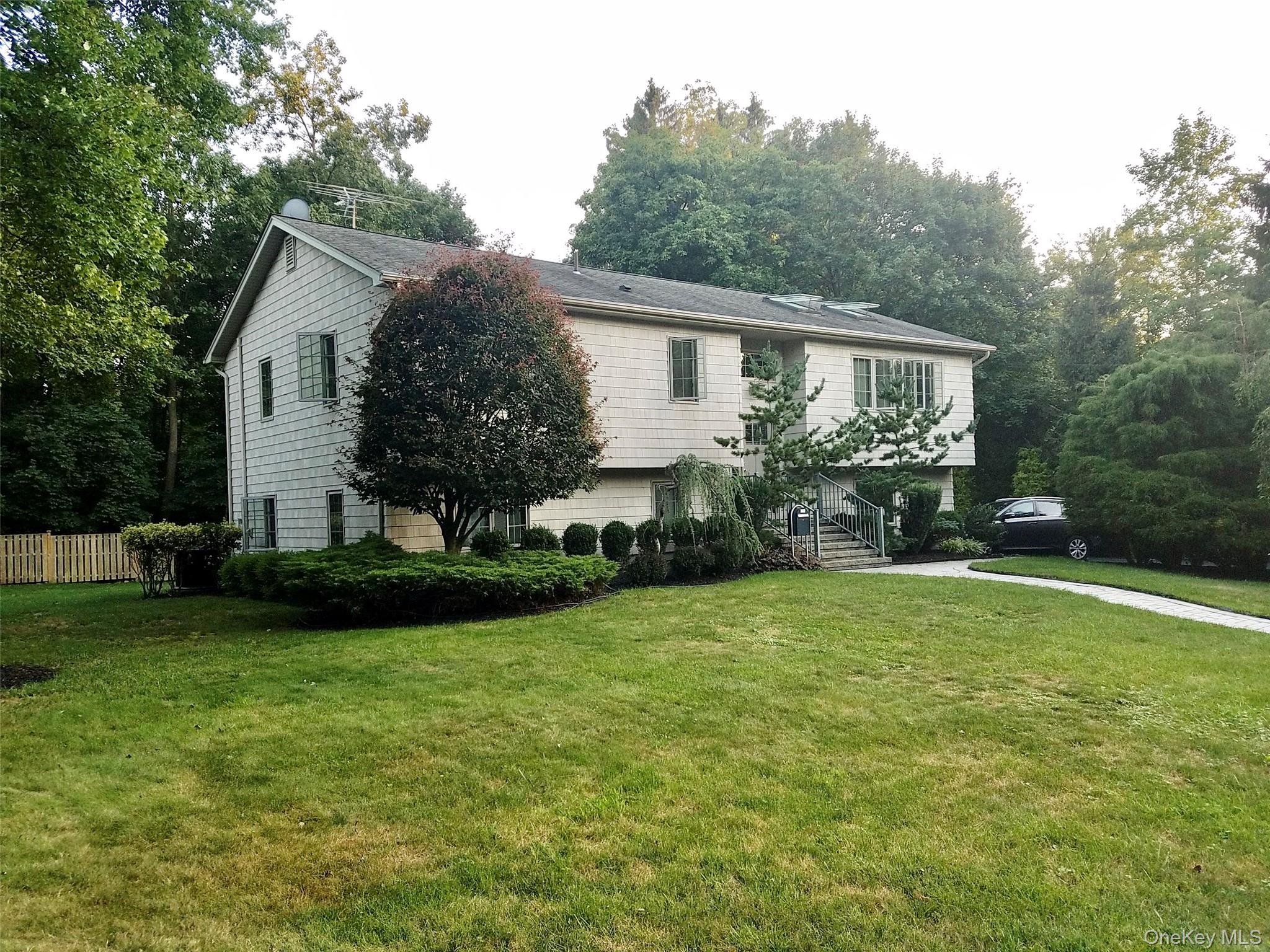 #1 photo, 124 Braunsdorf Road, Pearl River , NY 10965