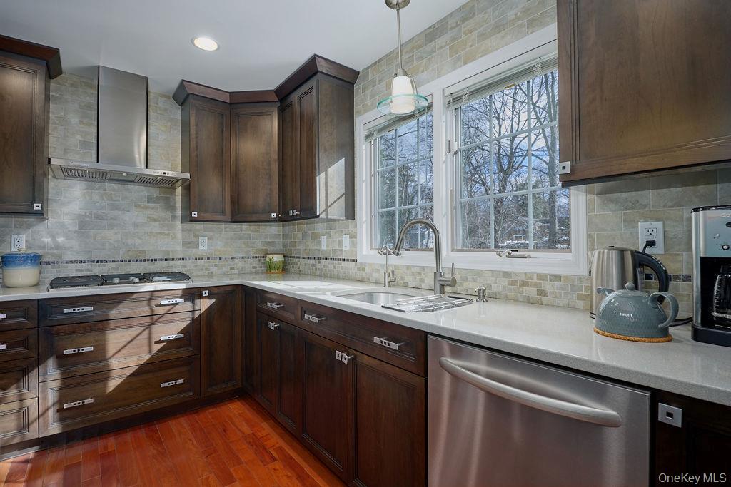 #20 photo, 124 Braunsdorf Road, Pearl River , NY 10965