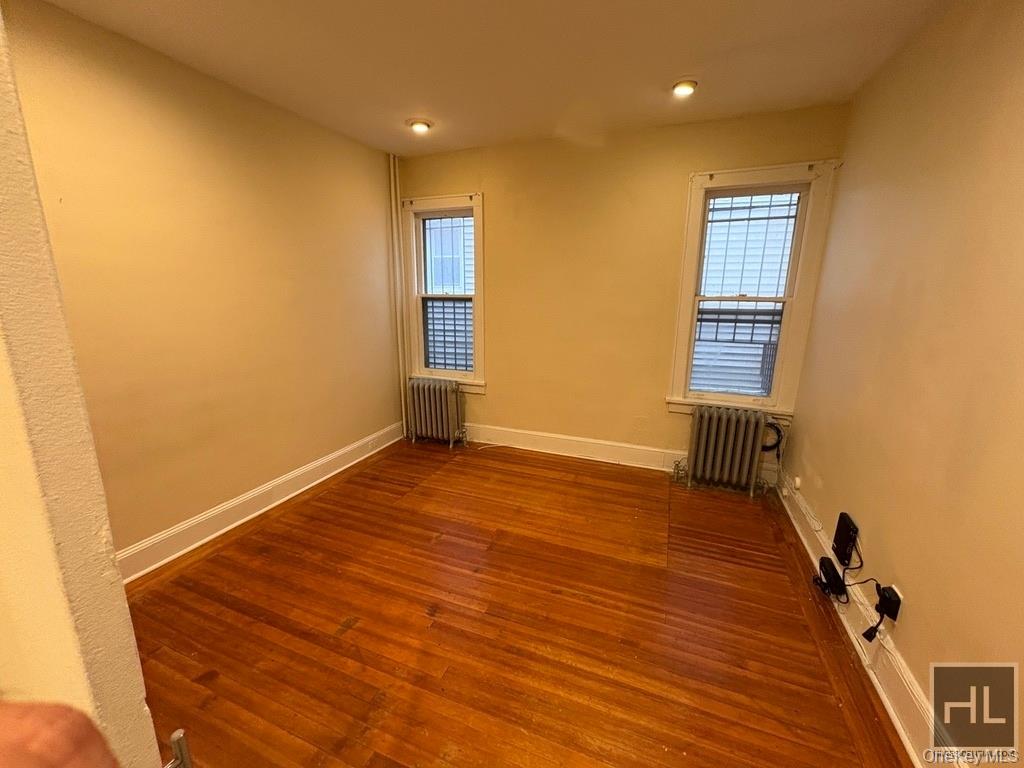 #2 photo, 128 Park Hill Avenue, Yonkers , NY 10701