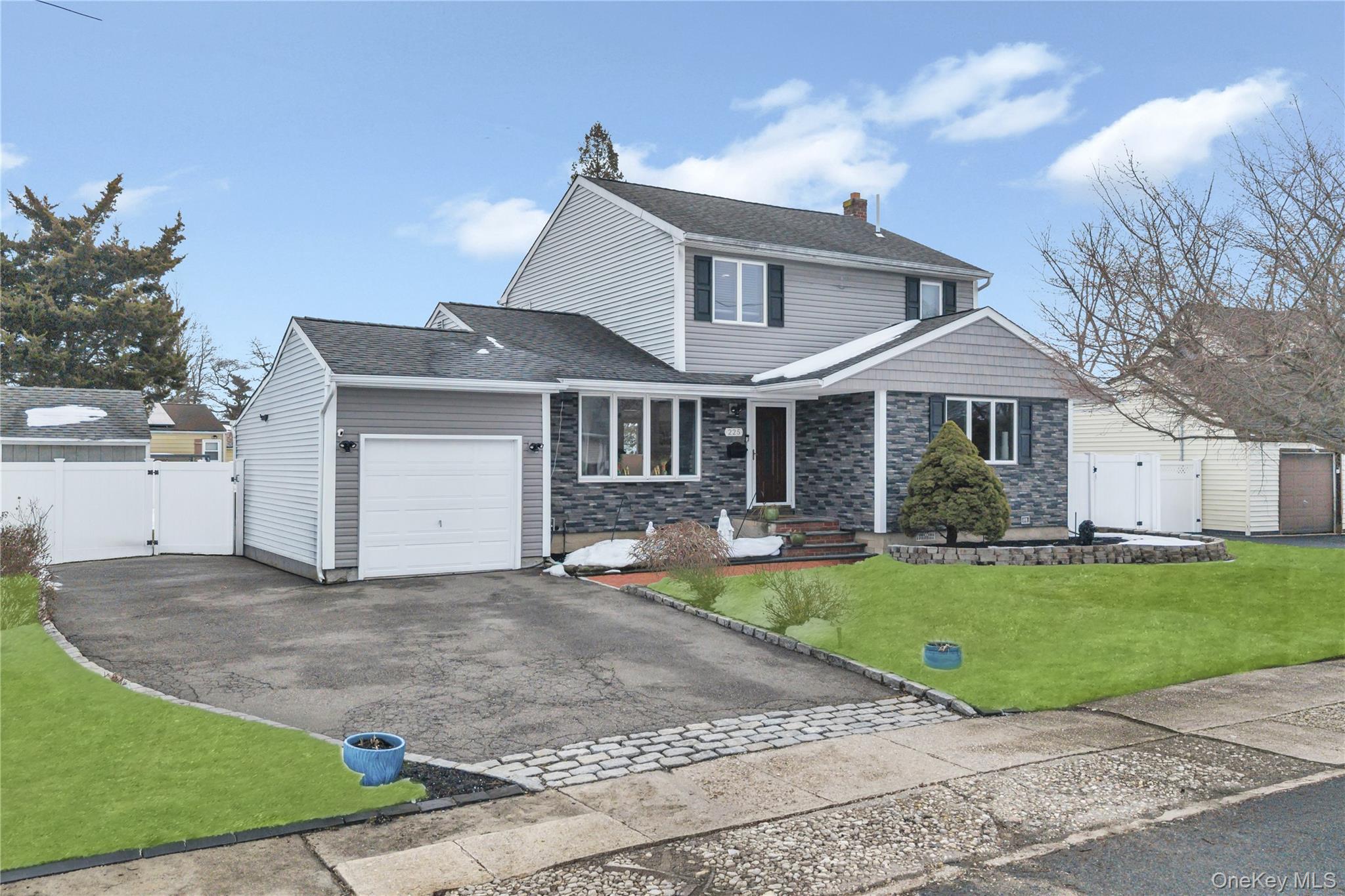 #2 photo, 225 Farhan Lane, North Babylon , NY 11703