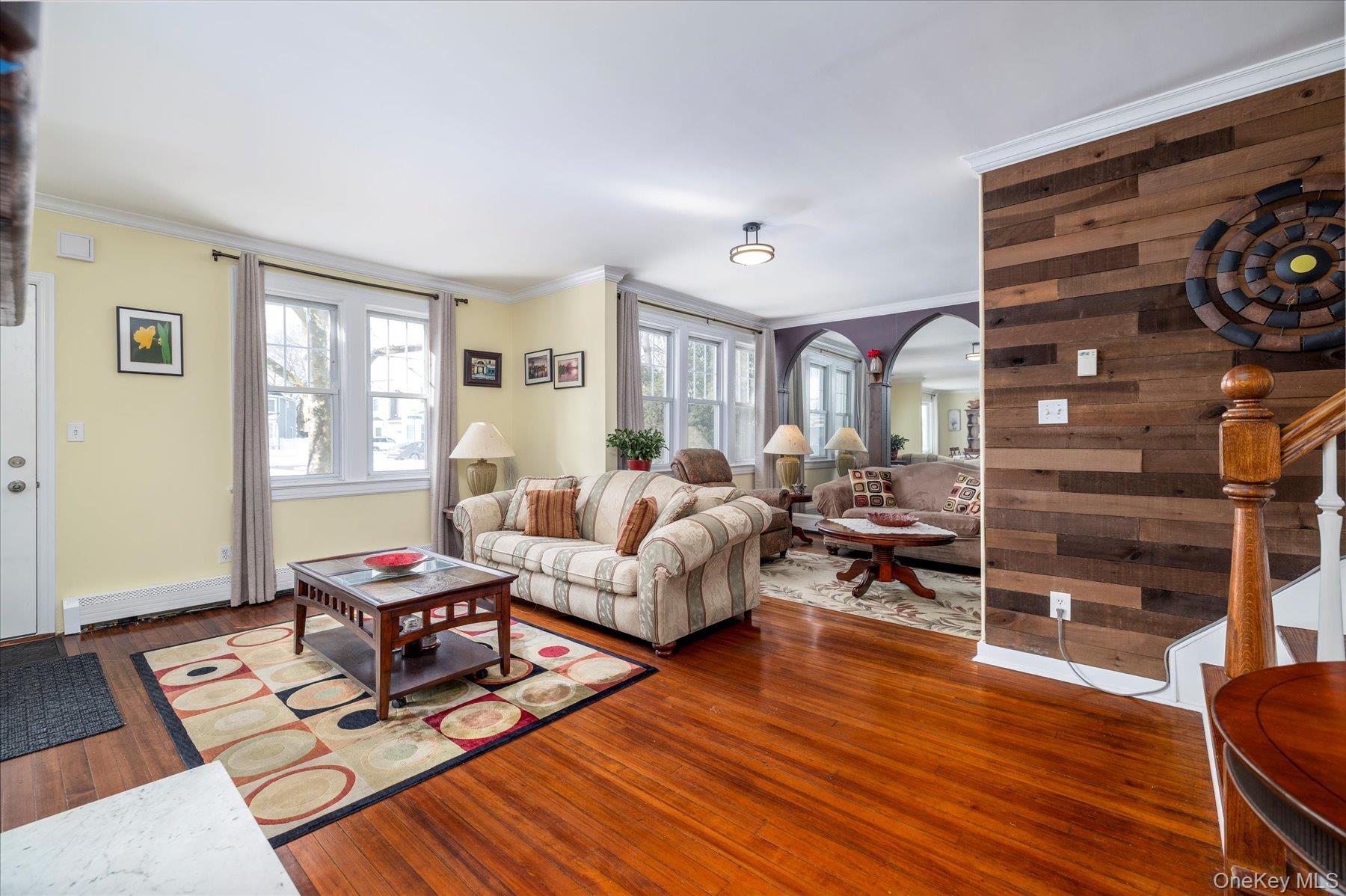 #4 photo, 102 Franklin Avenue, Malverne , NY 11565