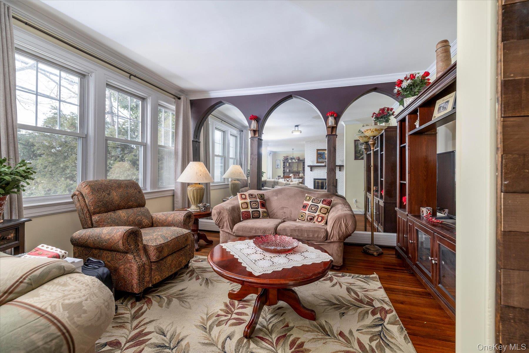 #5 photo, 102 Franklin Avenue, Malverne , NY 11565