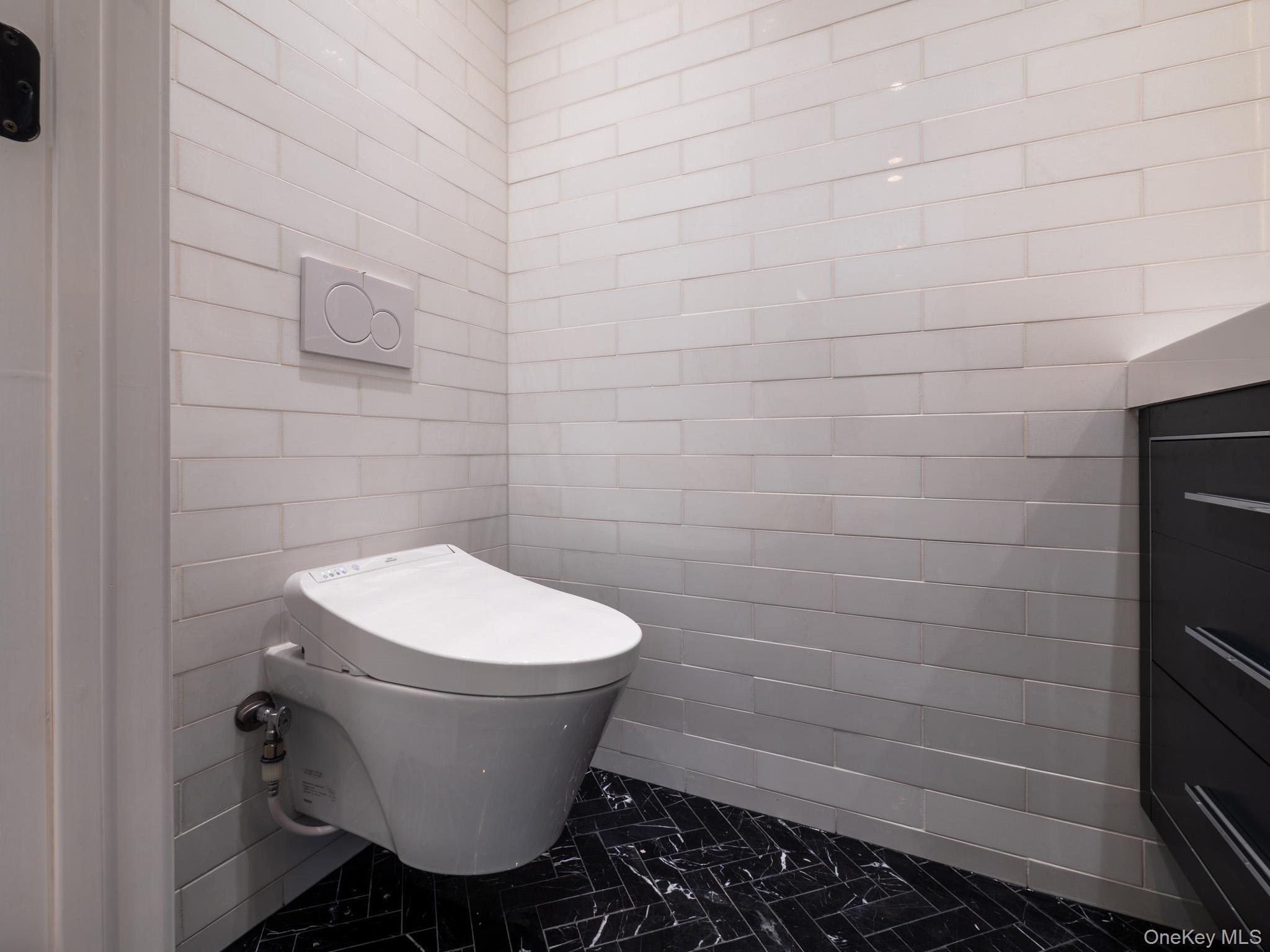 #17 photo, 6961 180th Street, Fresh Meadows , NY 11365