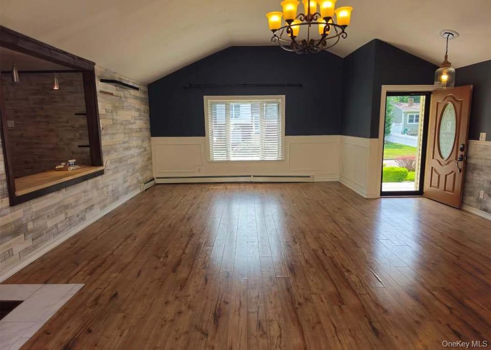 #3 photo, 143 N Summit Avenue, 東長島 Patchogue , NY 11772