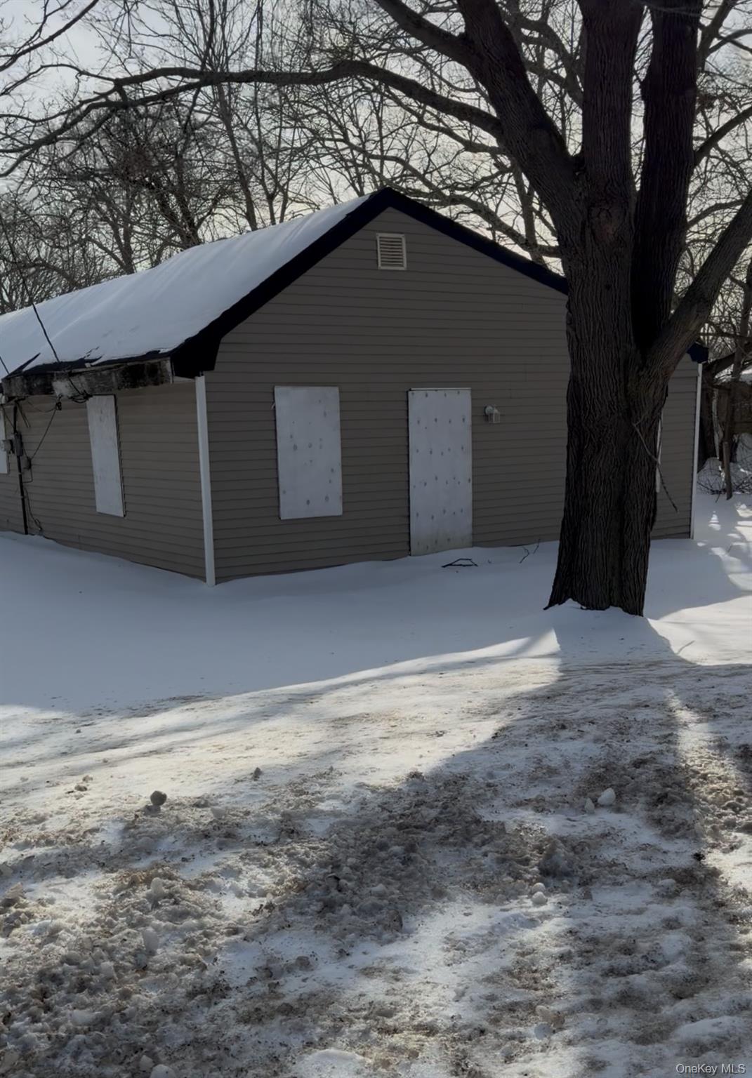 #1 photo, 182 Frowein Road, Center Moriches , NY 11934