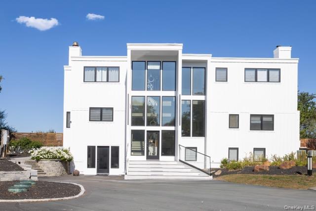 #2 photo, 57305 Route 48, Greenport , NY 11944