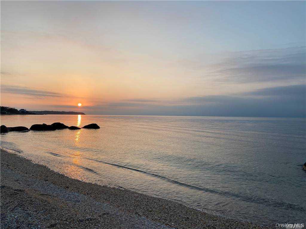 #5 photo, 57305 Route 48, Greenport , NY 11944