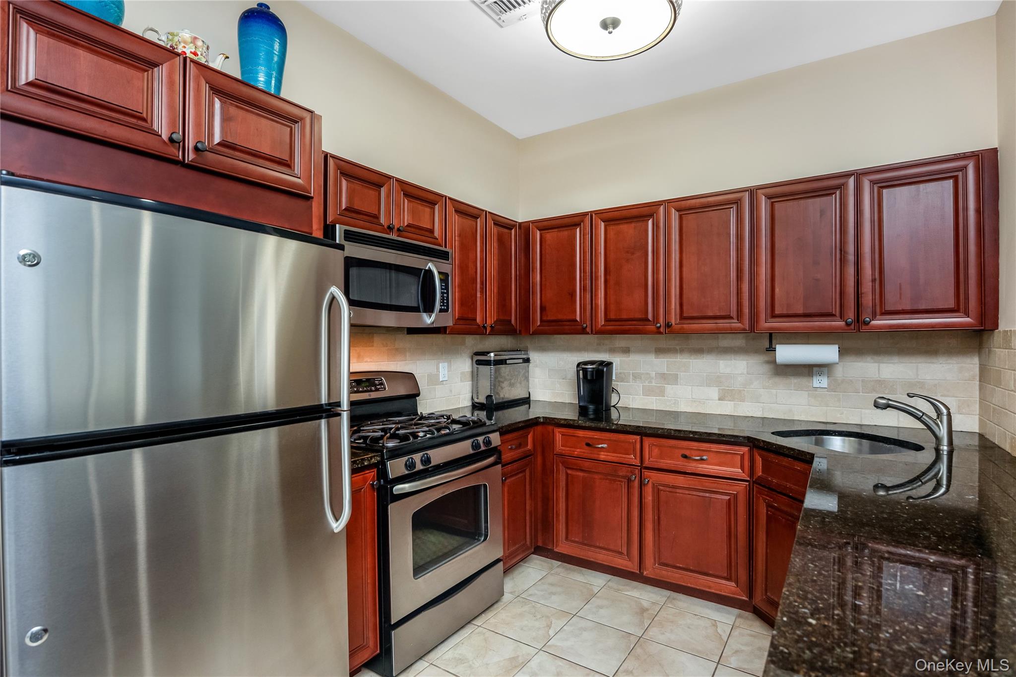 #7 photo, 116 Stewart Avenue, Bethpage , NY 11714