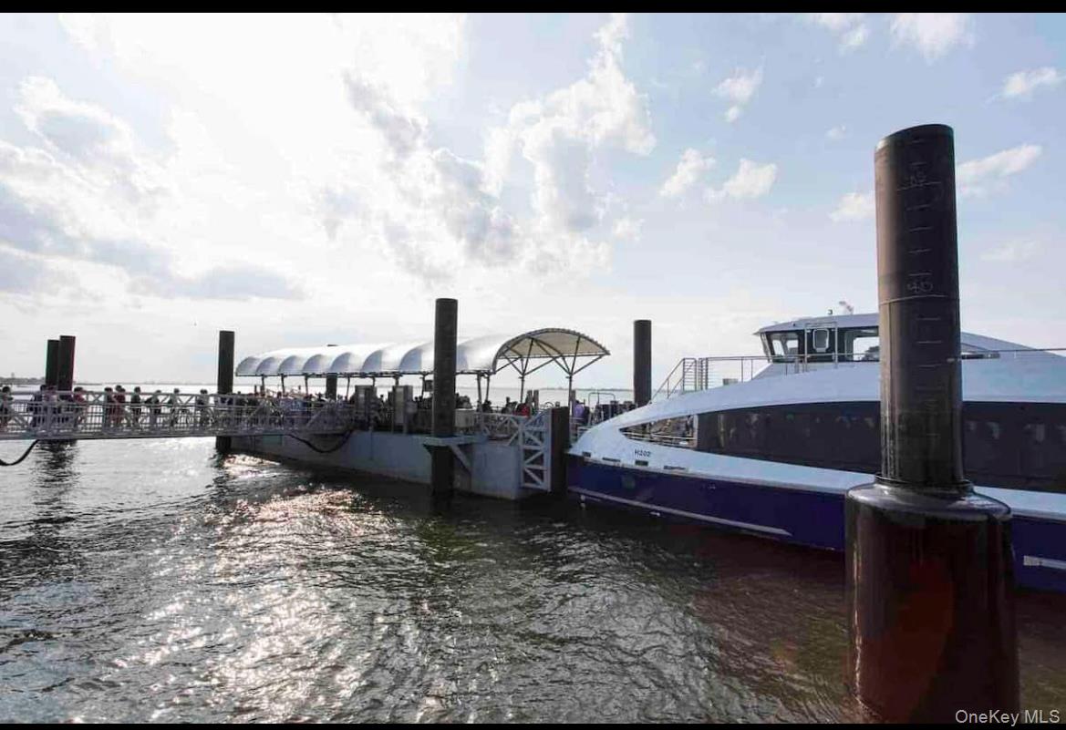 #16 photo, 192 Beach 109th Street, Rockaway Park , NY 11694