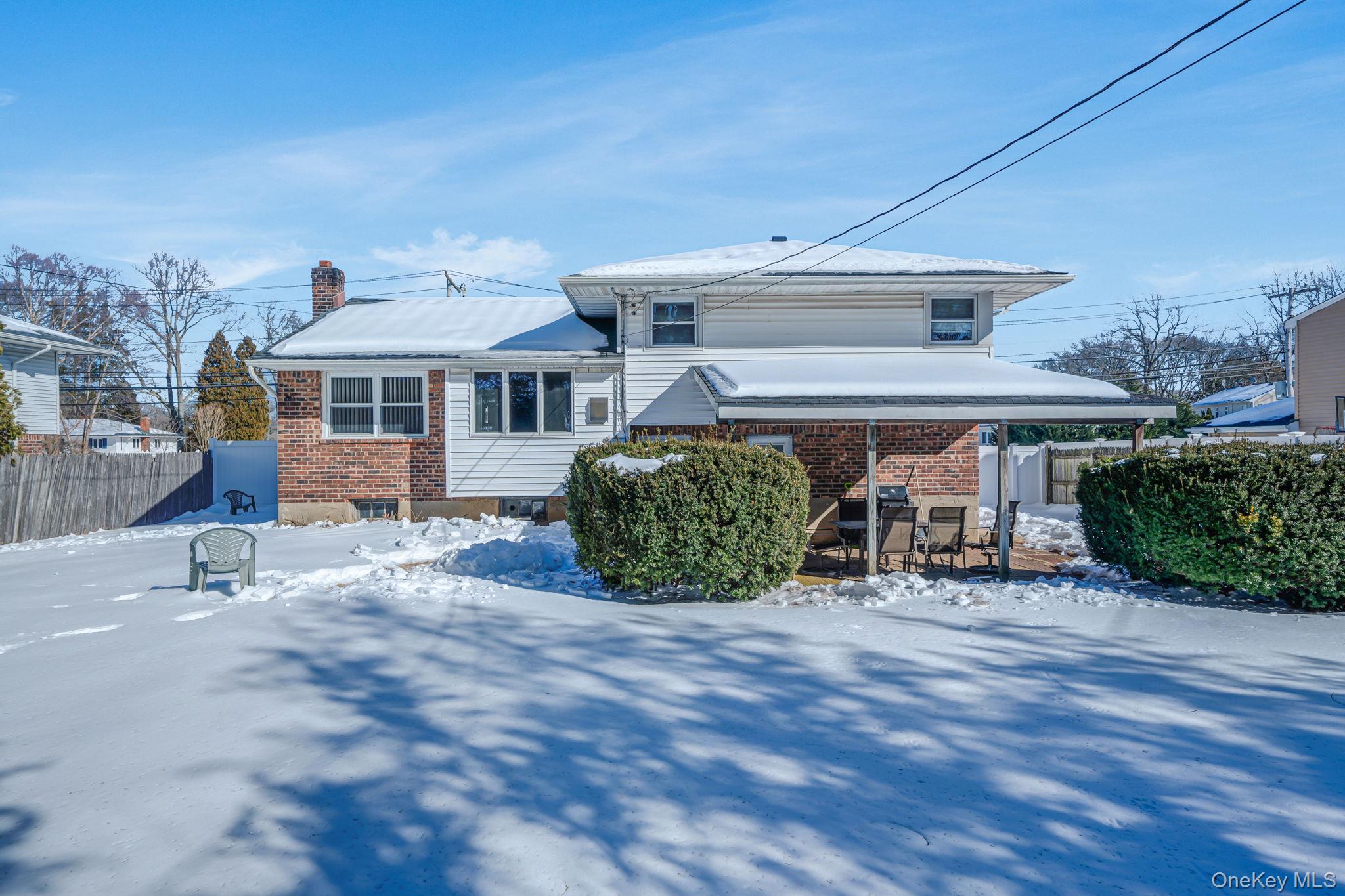 #10 photo, 24 Kings Park Road, Commack , NY 11725