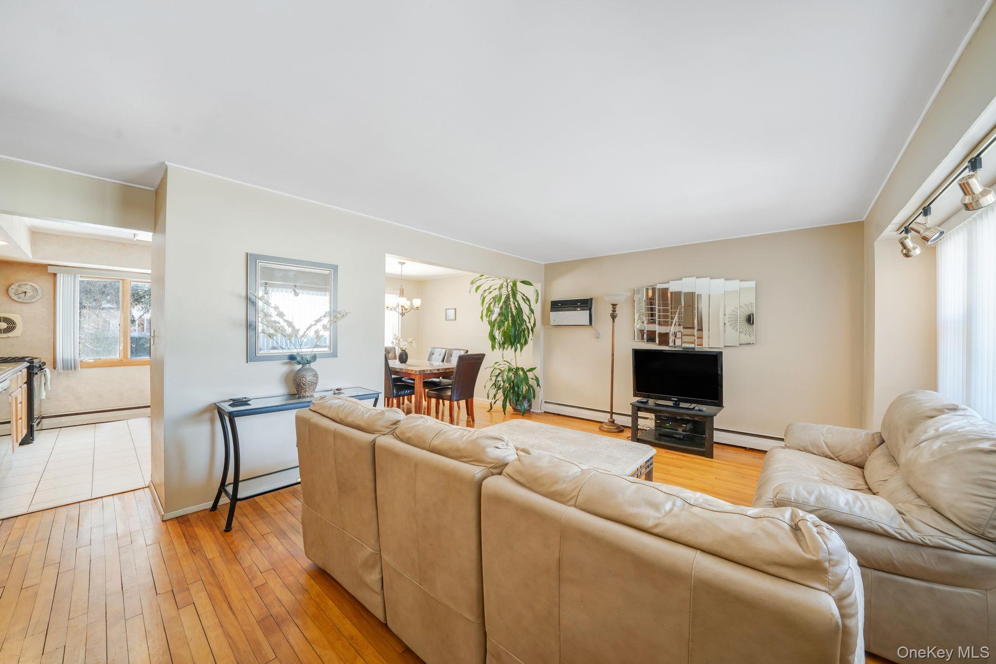 #12 photo, 24 Kings Park Road, Commack , NY 11725