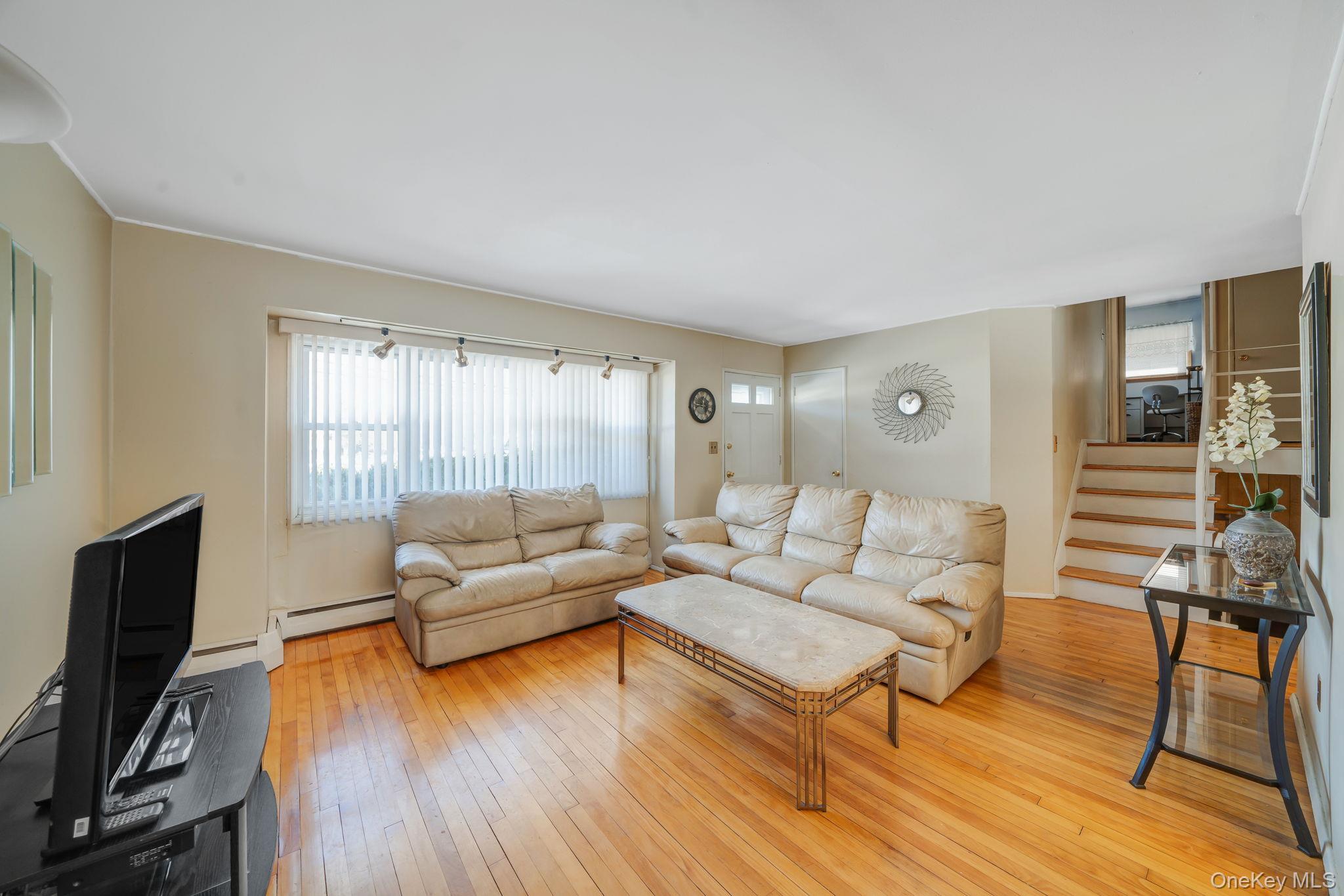 #14 photo, 24 Kings Park Road, Commack , NY 11725