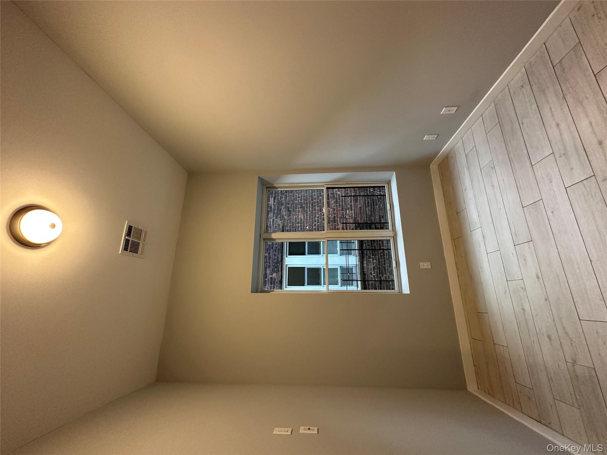 #5 photo, 560 Riverdale Avenue, Brooklyn , NY 11207