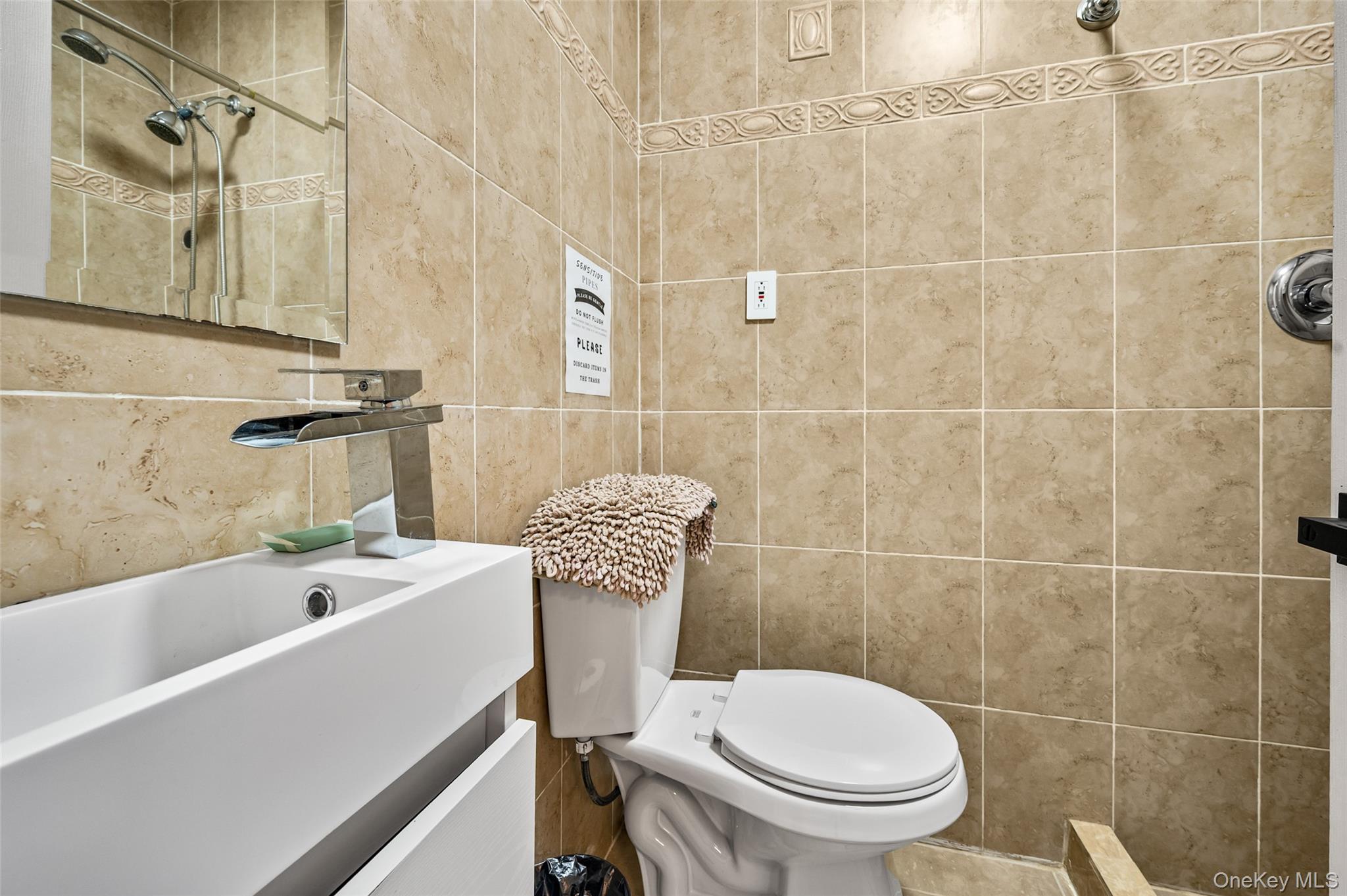 #17 photo, 1016 Westwood Road, Woodmere , NY 11598