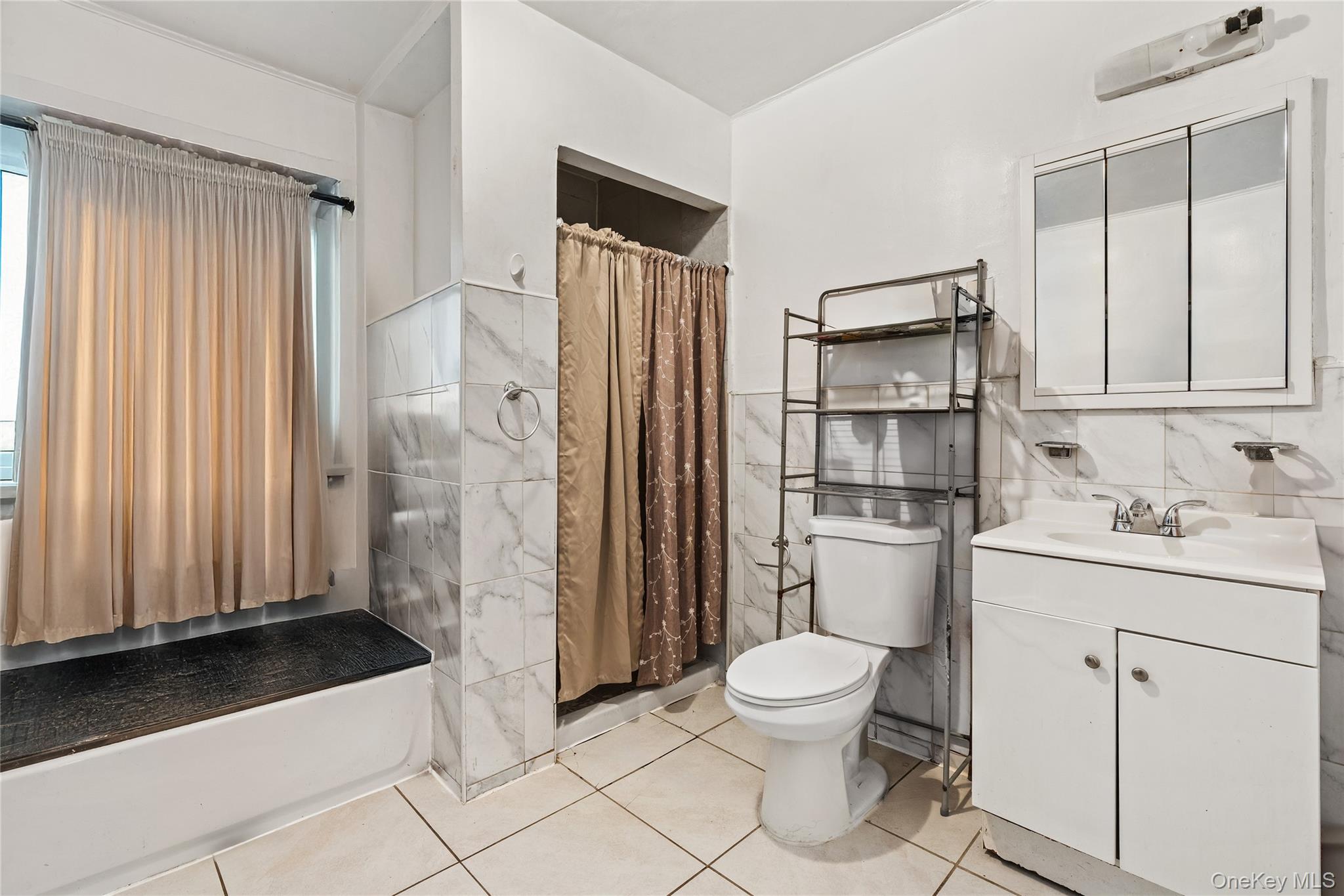 #11 photo, 109-49 215th Street, Queens Village , NY 11429