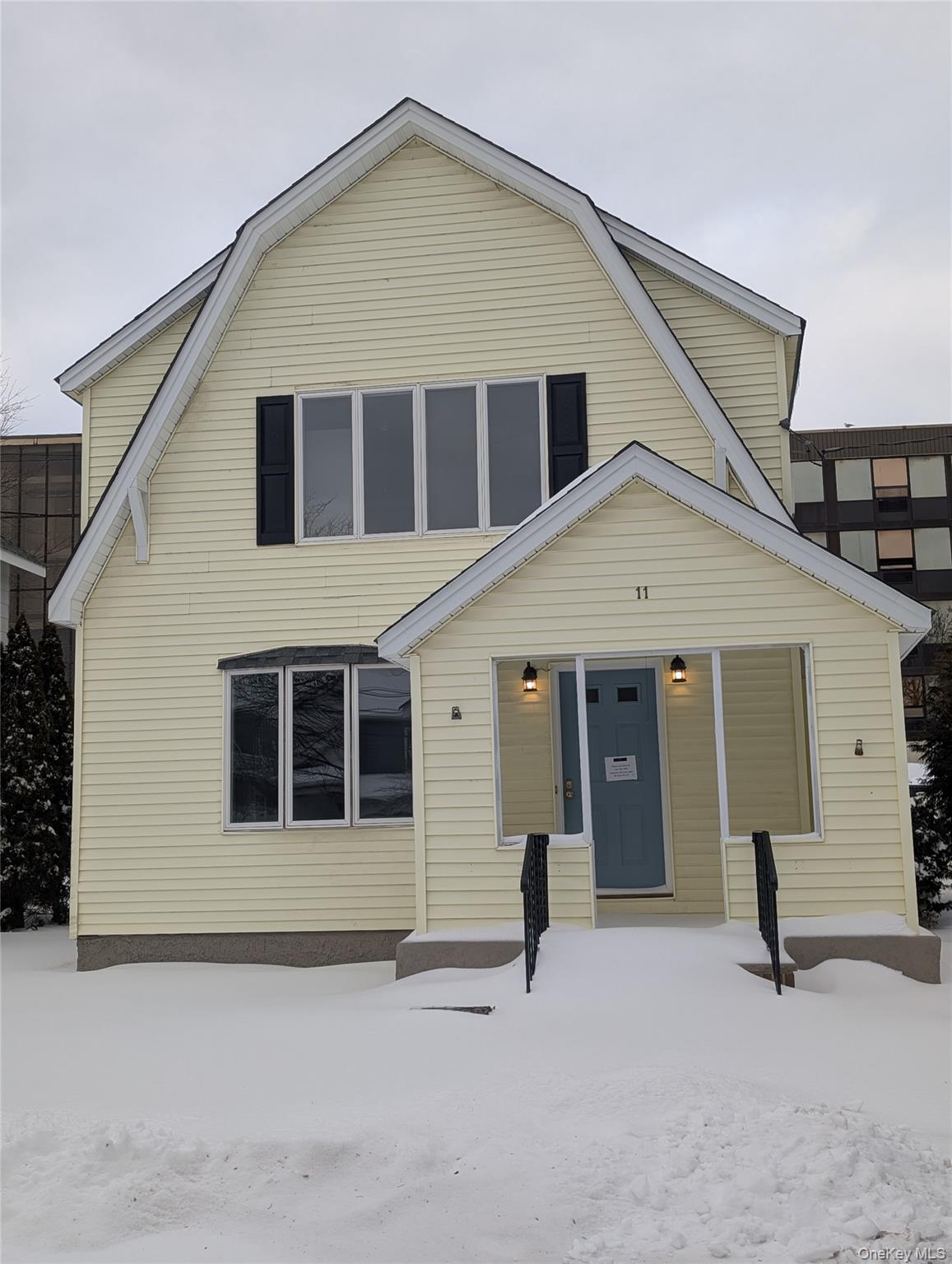 #1 photo, 11 Merton Avenue, Lynbrook , NY 11563