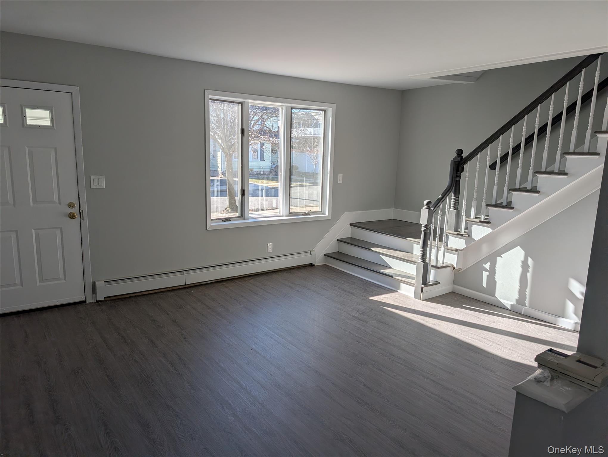 #2 photo, 11 Merton Avenue, Lynbrook , NY 11563