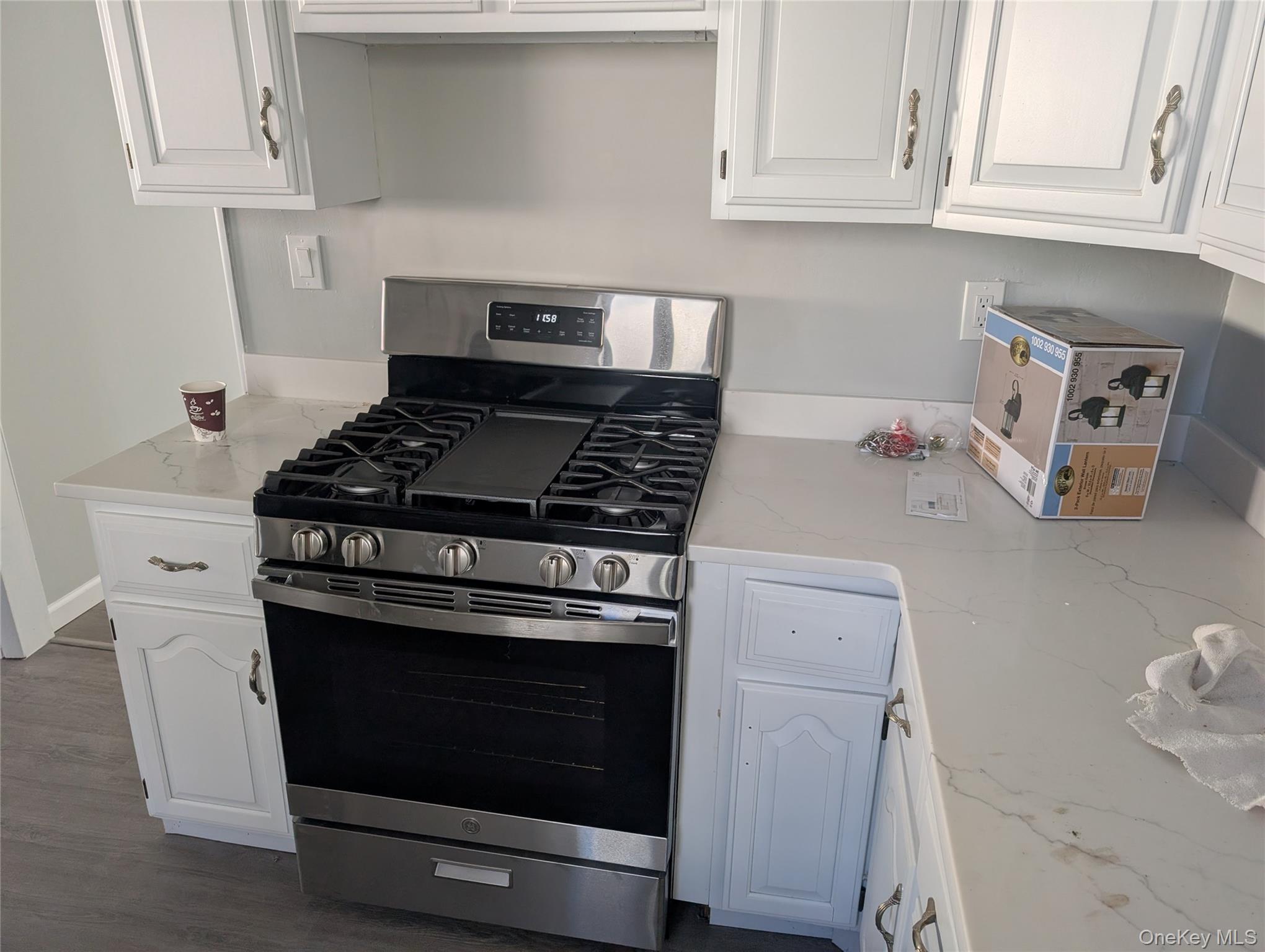 #4 photo, 11 Merton Avenue, Lynbrook , NY 11563