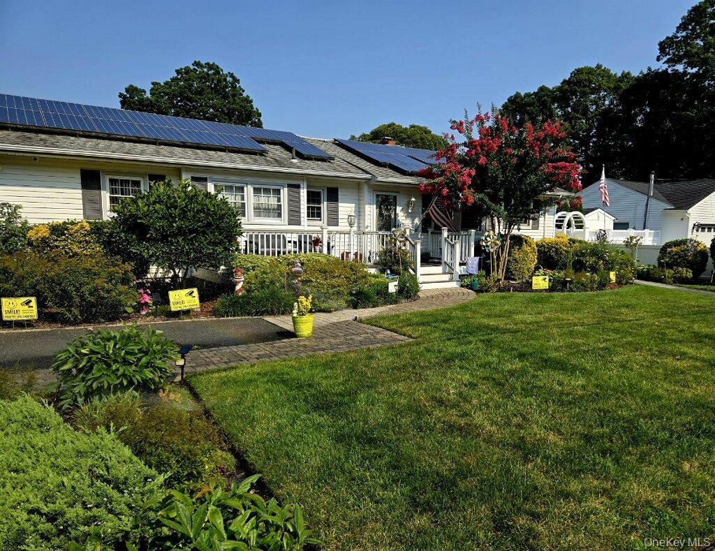 #2 photo, 115 Arlington Road, Ronkonkoma , NY 11779