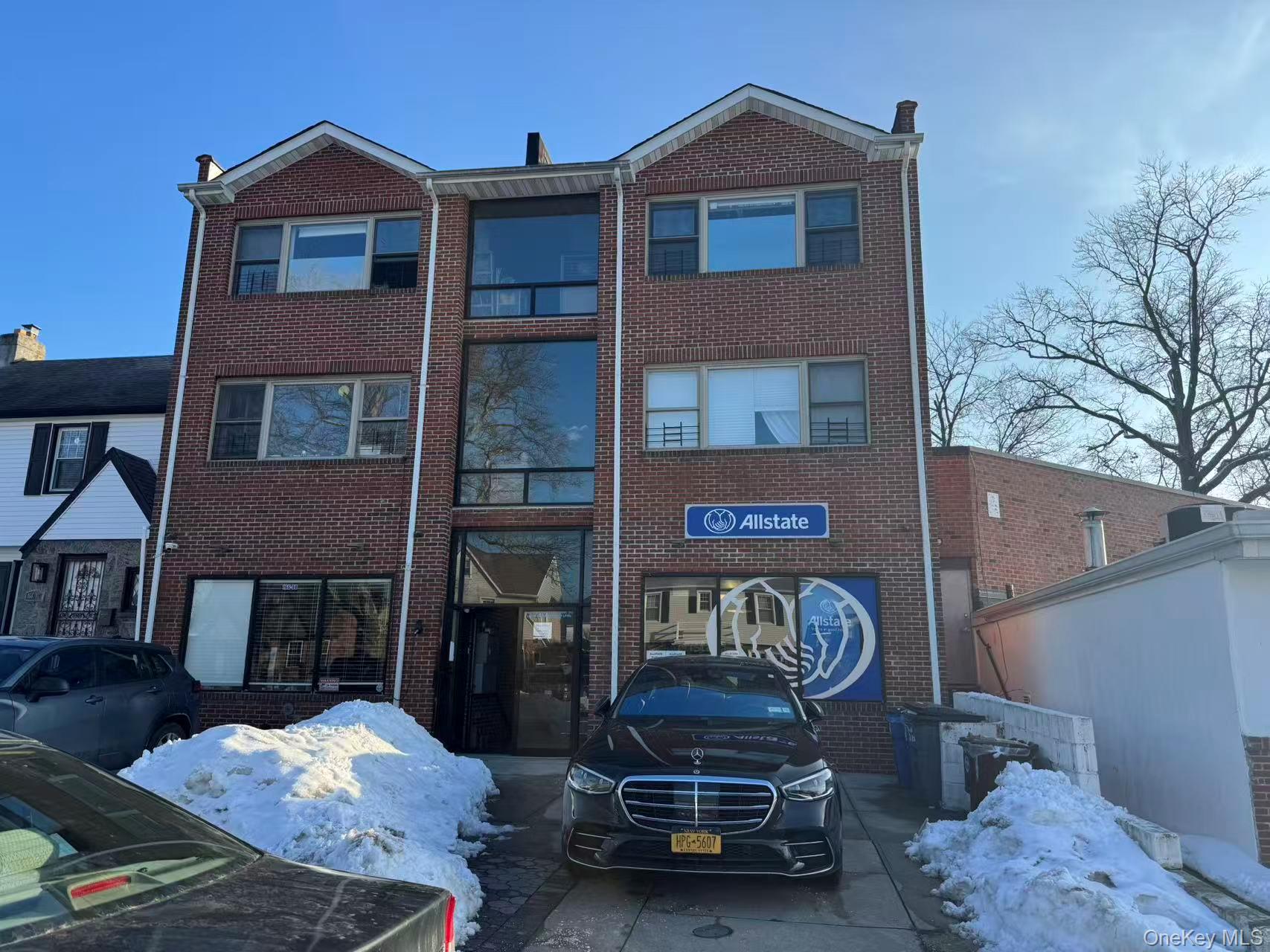 #2 photo, 166-06 24th Rd, Whitestone , NY 11357