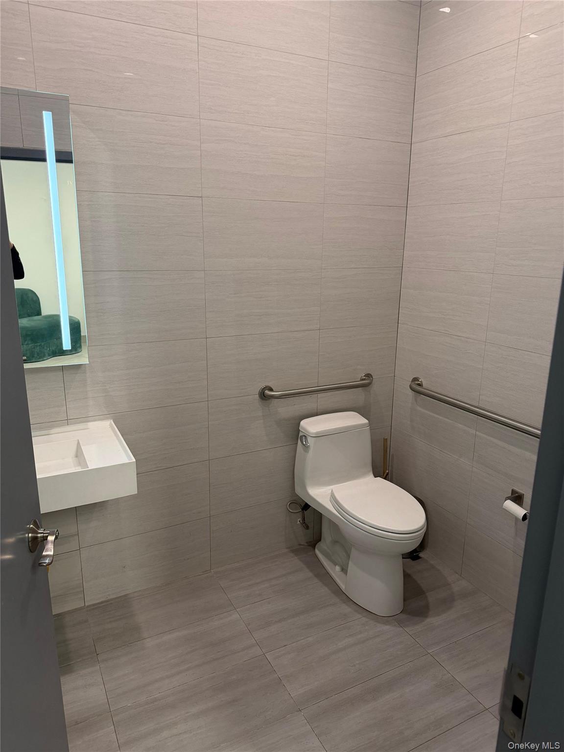 #10 photo, 104-15 Northern Boulevard, קווינס Corona , NY 11368