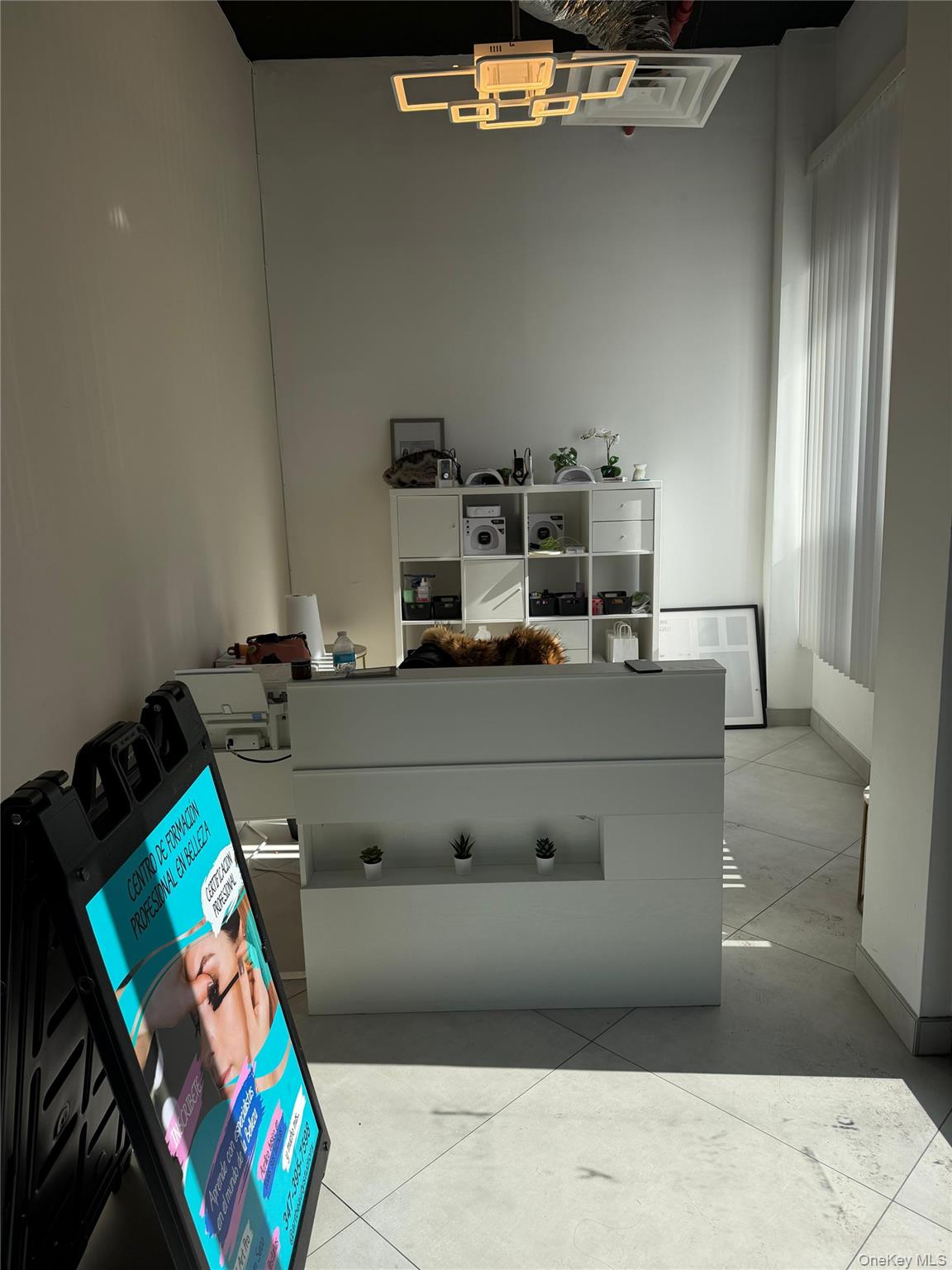 #3 photo, 104-15 Northern Boulevard, קווינס Corona , NY 11368