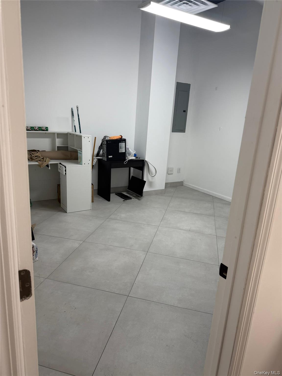 #6 photo, 104-15 Northern Boulevard, קווינס Corona , NY 11368