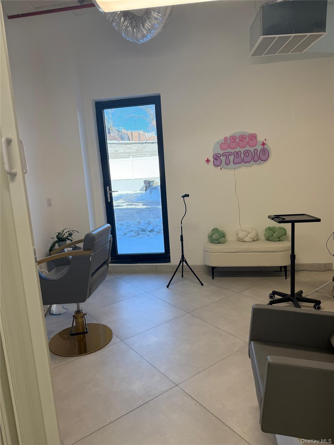 #7 photo, 104-15 Northern Boulevard, קווינס Corona , NY 11368