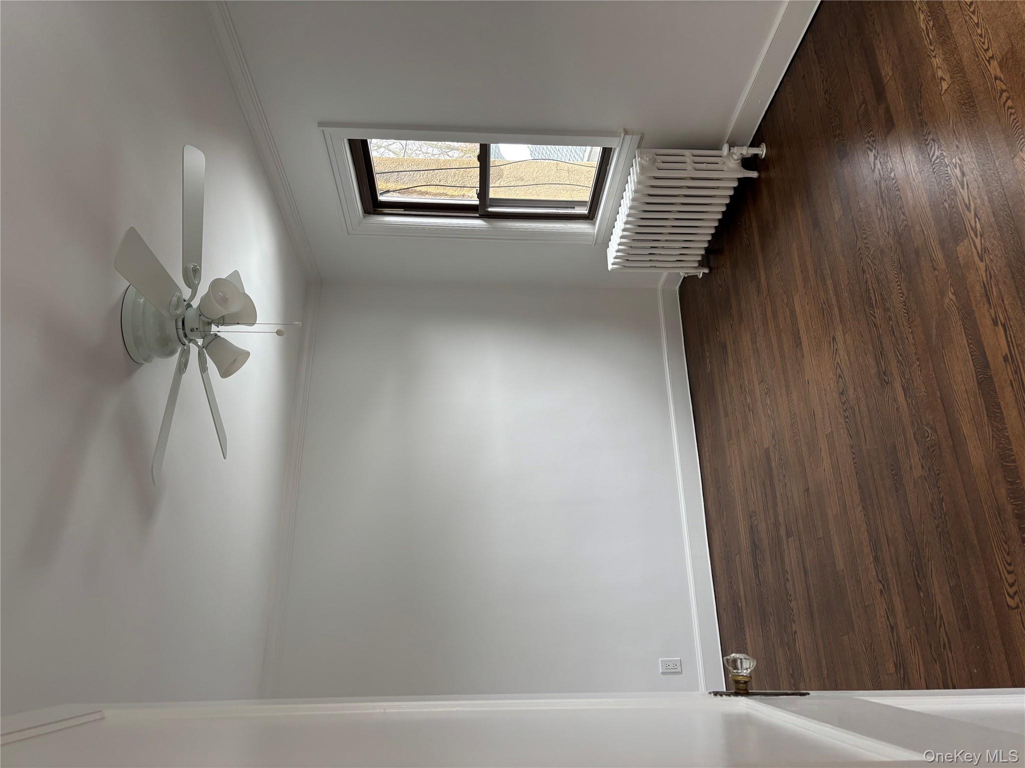 #6 photo, 225 Lexington Avenue, Oyster Bay , NY 11771