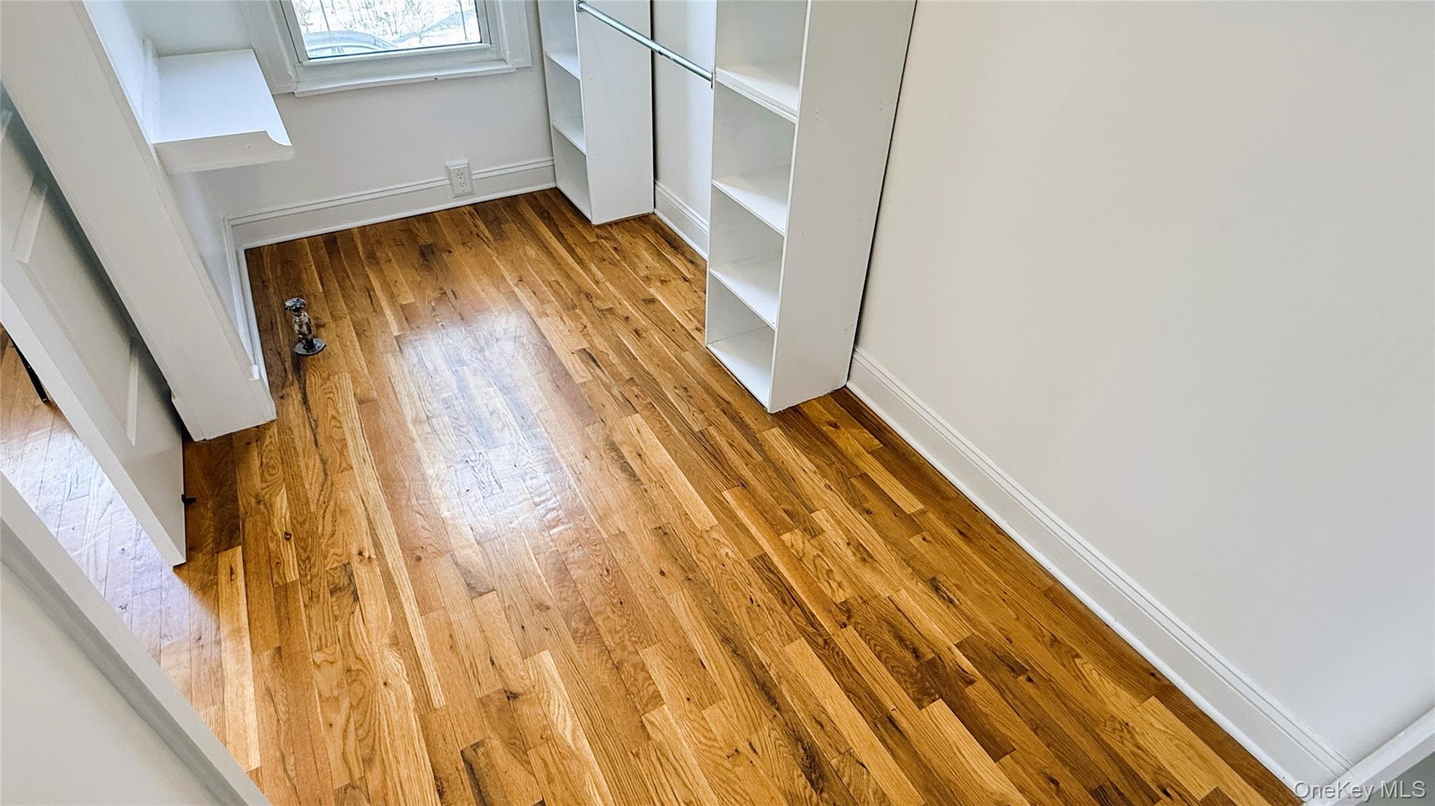 #20 photo, 5021 Celtic Avenue, Woodside , NY 11377