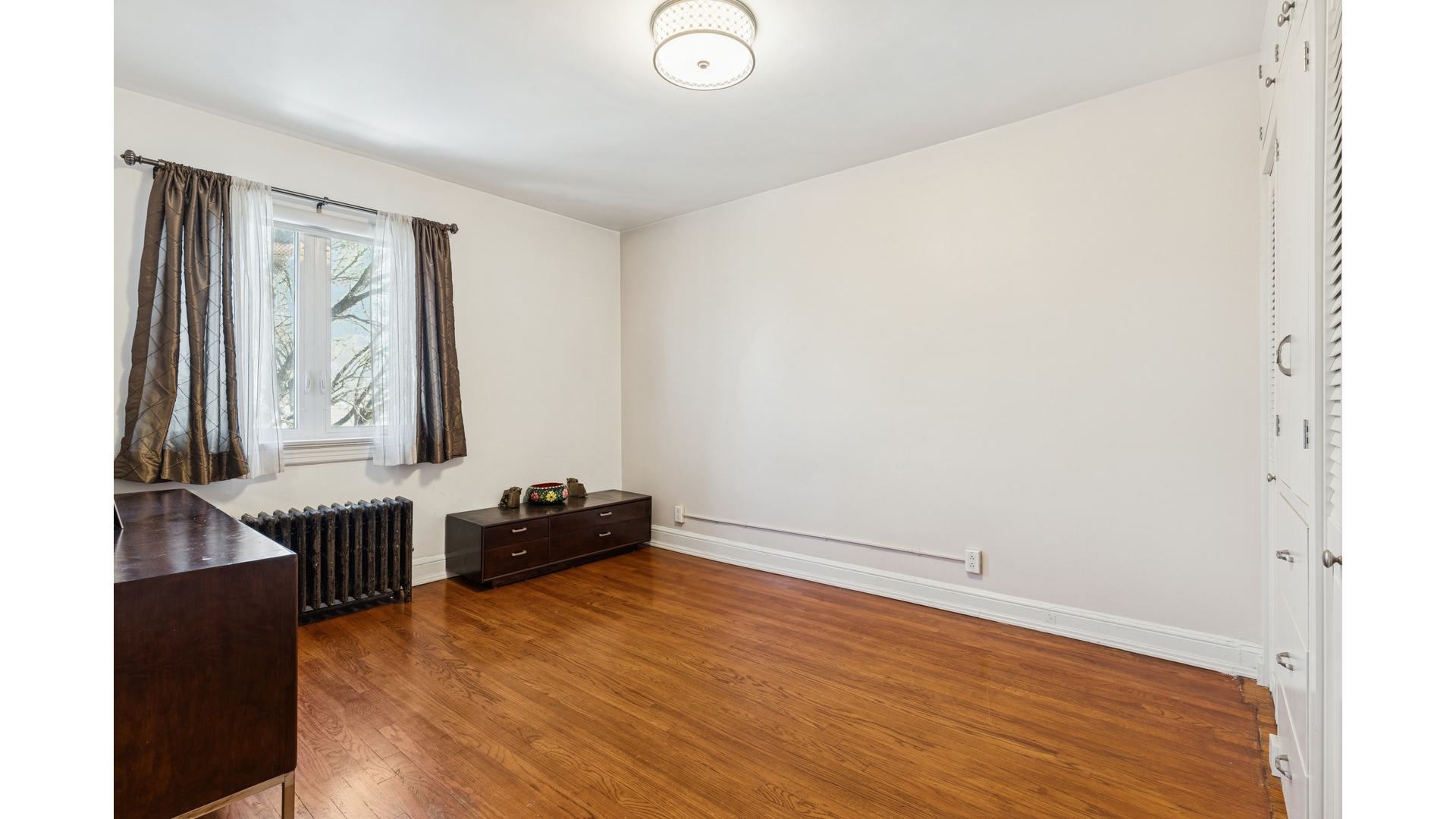 #6 photo, 24-36 83RD Street, East Elmhurst , NY 11370