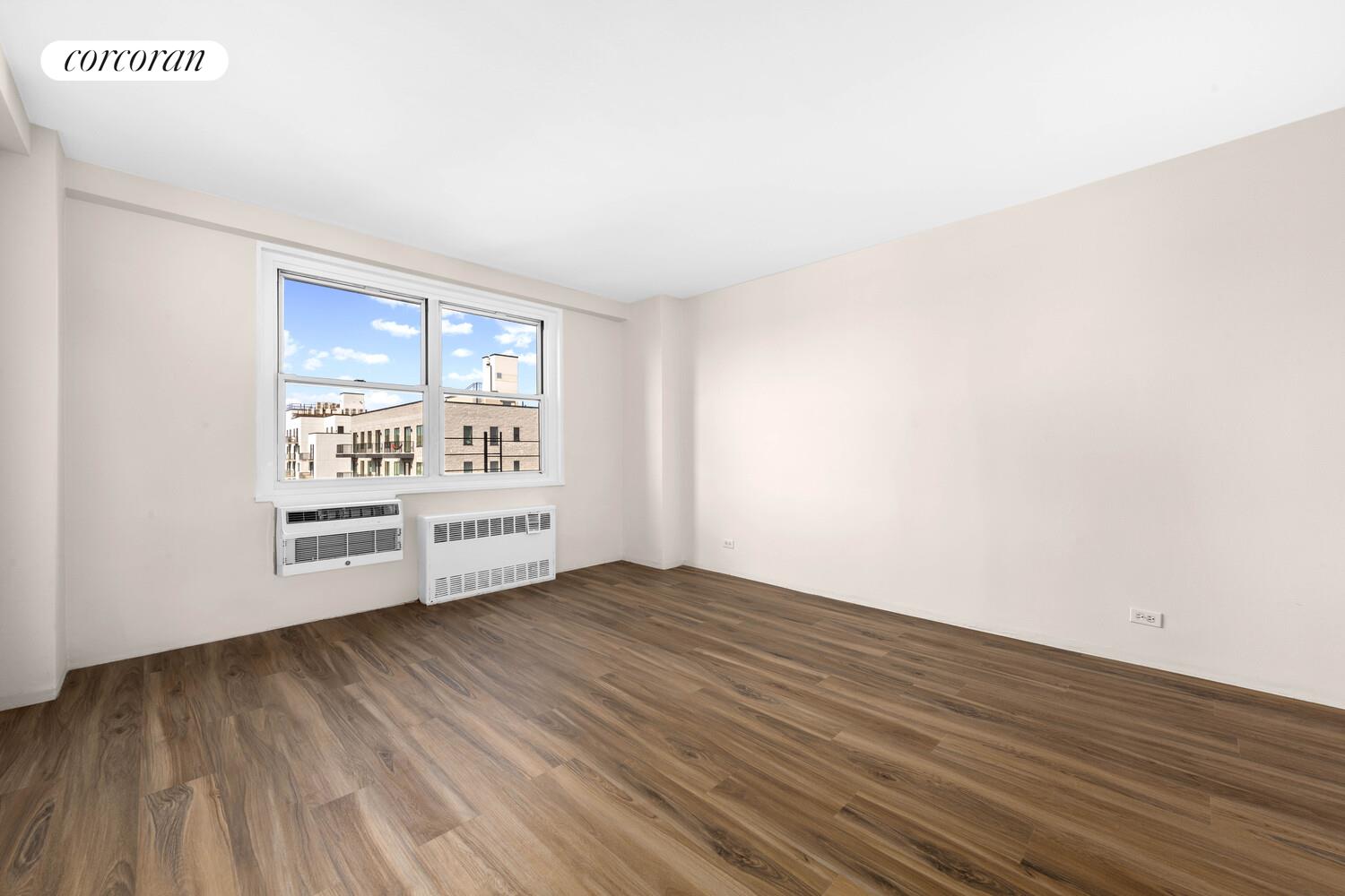 #7 photo, 3215 AVE H, ब्रुकलीन Flatbush , NY 11210