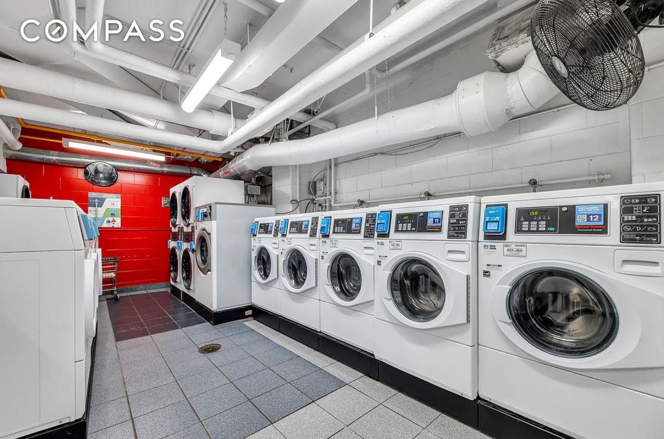 #21 photo, 175 W 12th Street, Манхэттен ‖ West Village , NY 10011