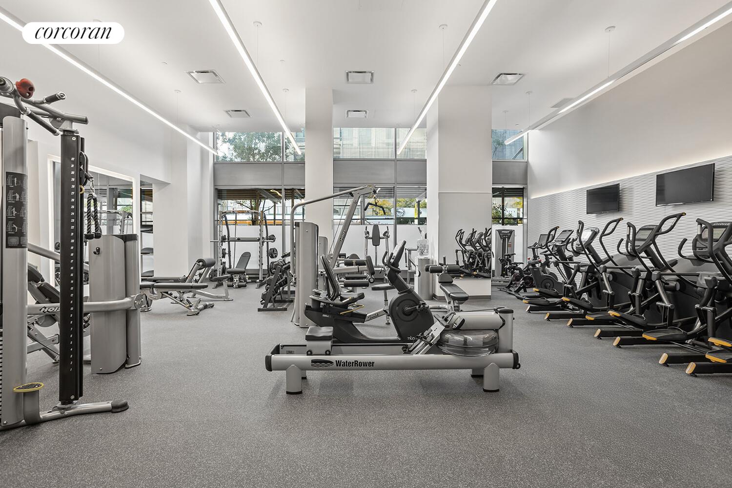 #15 photo, 10 W END Avenue, Lincoln Square , NY 10023