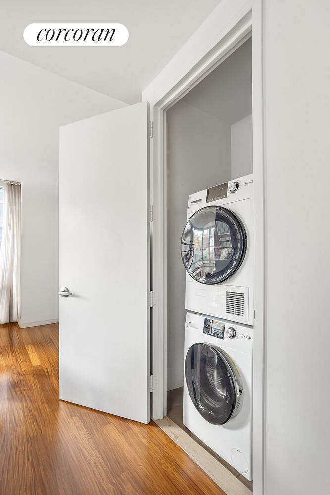 #6 photo, 10 W END Avenue, Lincoln Square , NY 10023