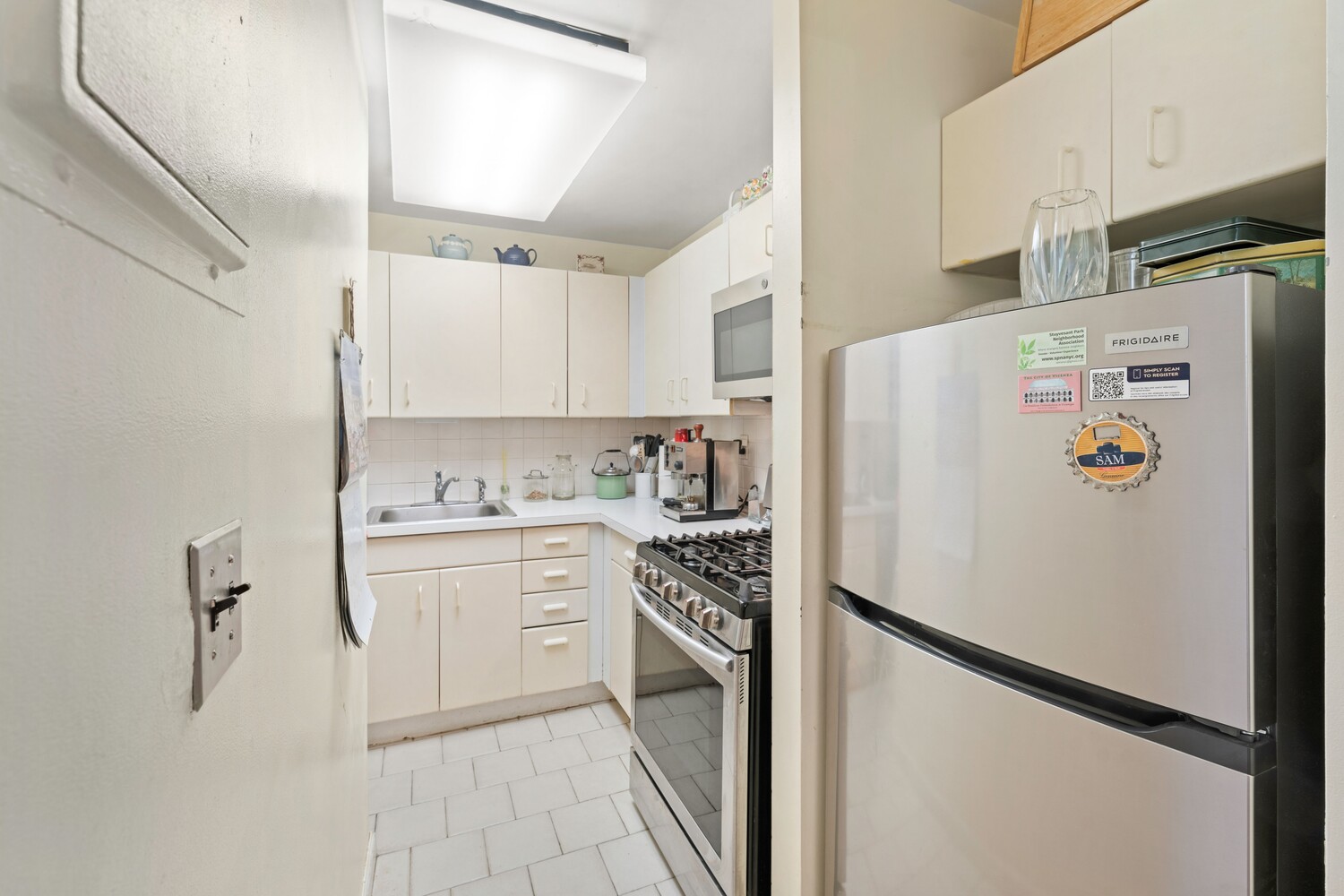 #2 photo, 77 HORATIO Street, West Village , NY 10014