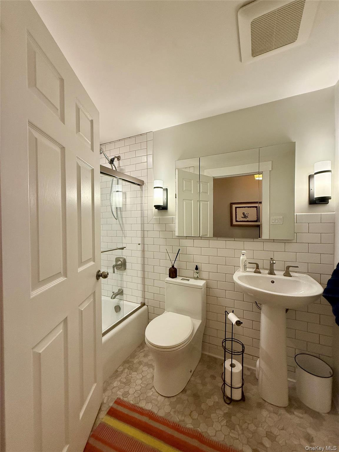 #16 photo, 5 Vanessa Lane, Staatsburg , NY 12580