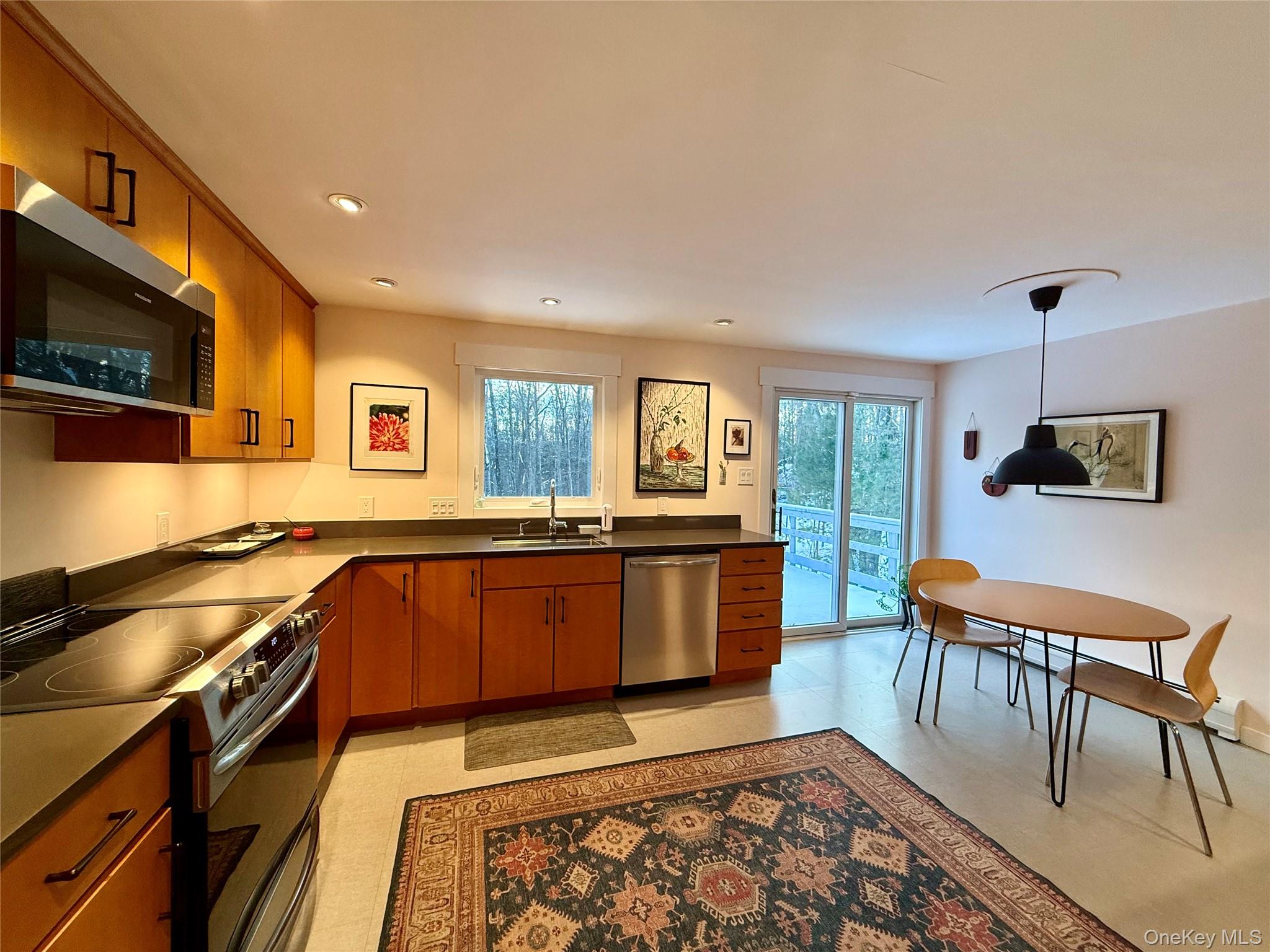 #2 photo, 5 Vanessa Lane, Staatsburg , NY 12580