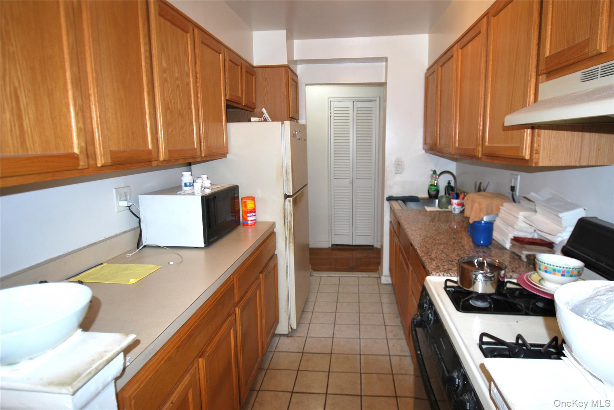 #4 photo, 1 Sadore Lane, Yonkers , NY 10710