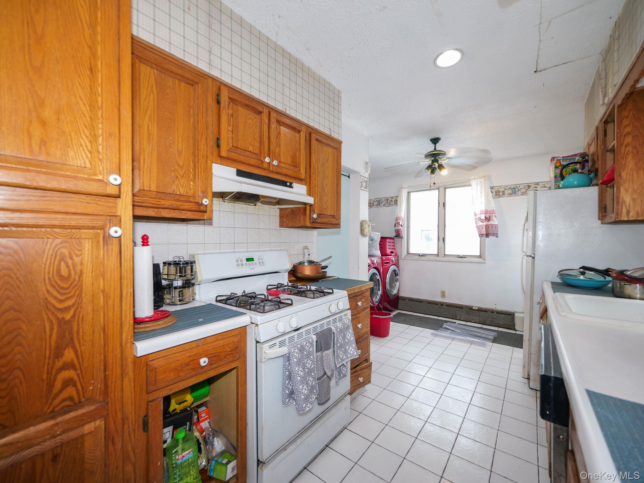 #15 photo, 809 South Street, Newburgh , NY 12550