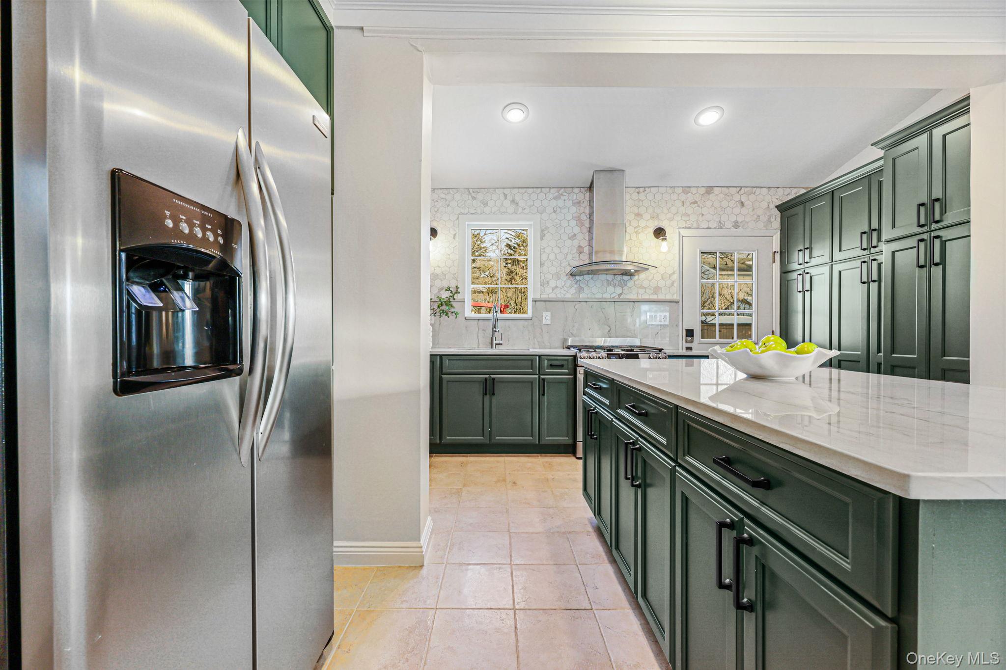 #10 photo, 144 Gaylor Road, Scarsdale , NY 10583