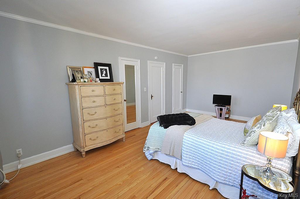 #19 photo, 253 Garth Road, Scarsdale , NY 10583