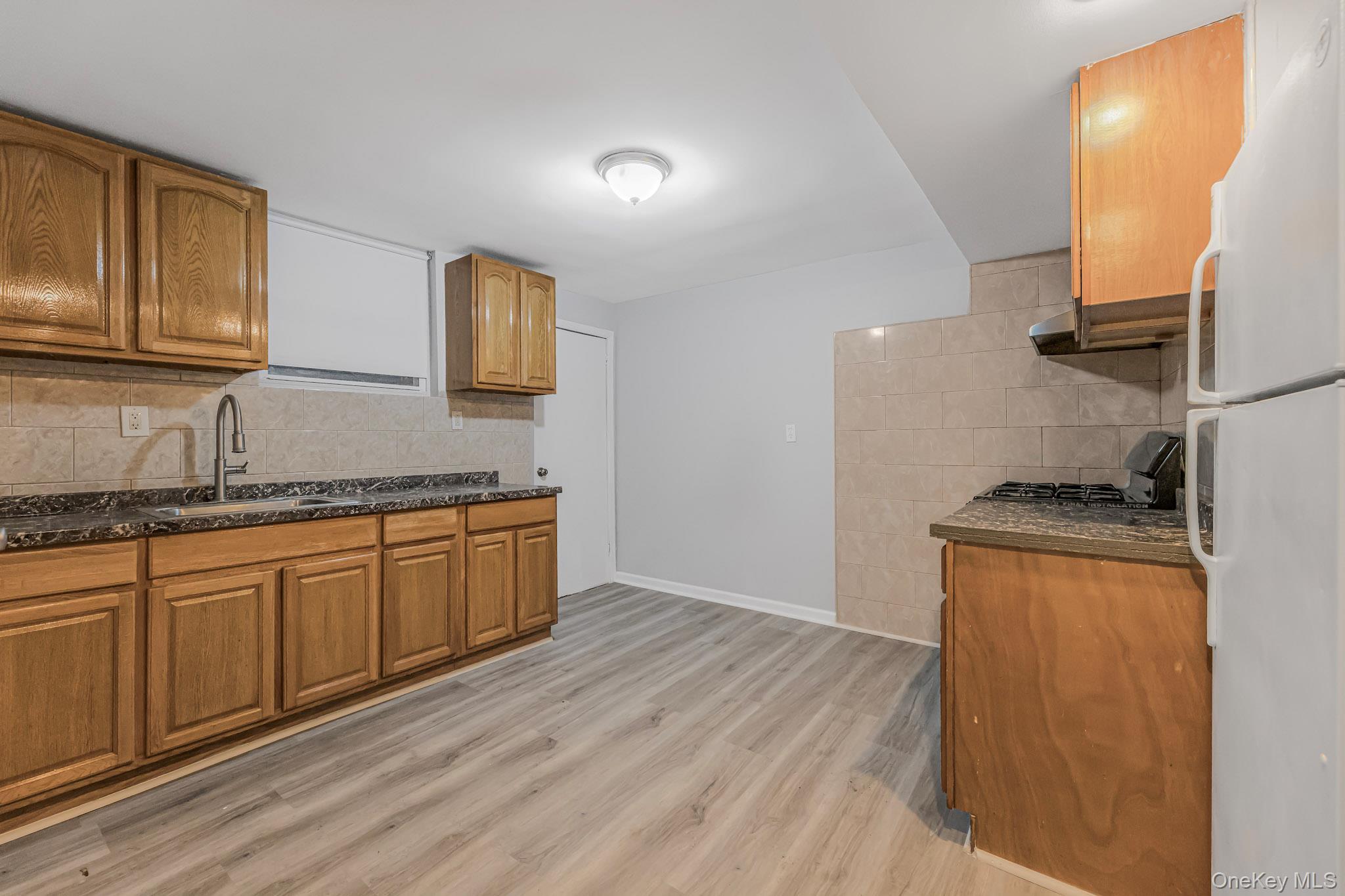 #14 photo, 95 Palisade Avenue, Yonkers , NY 10701