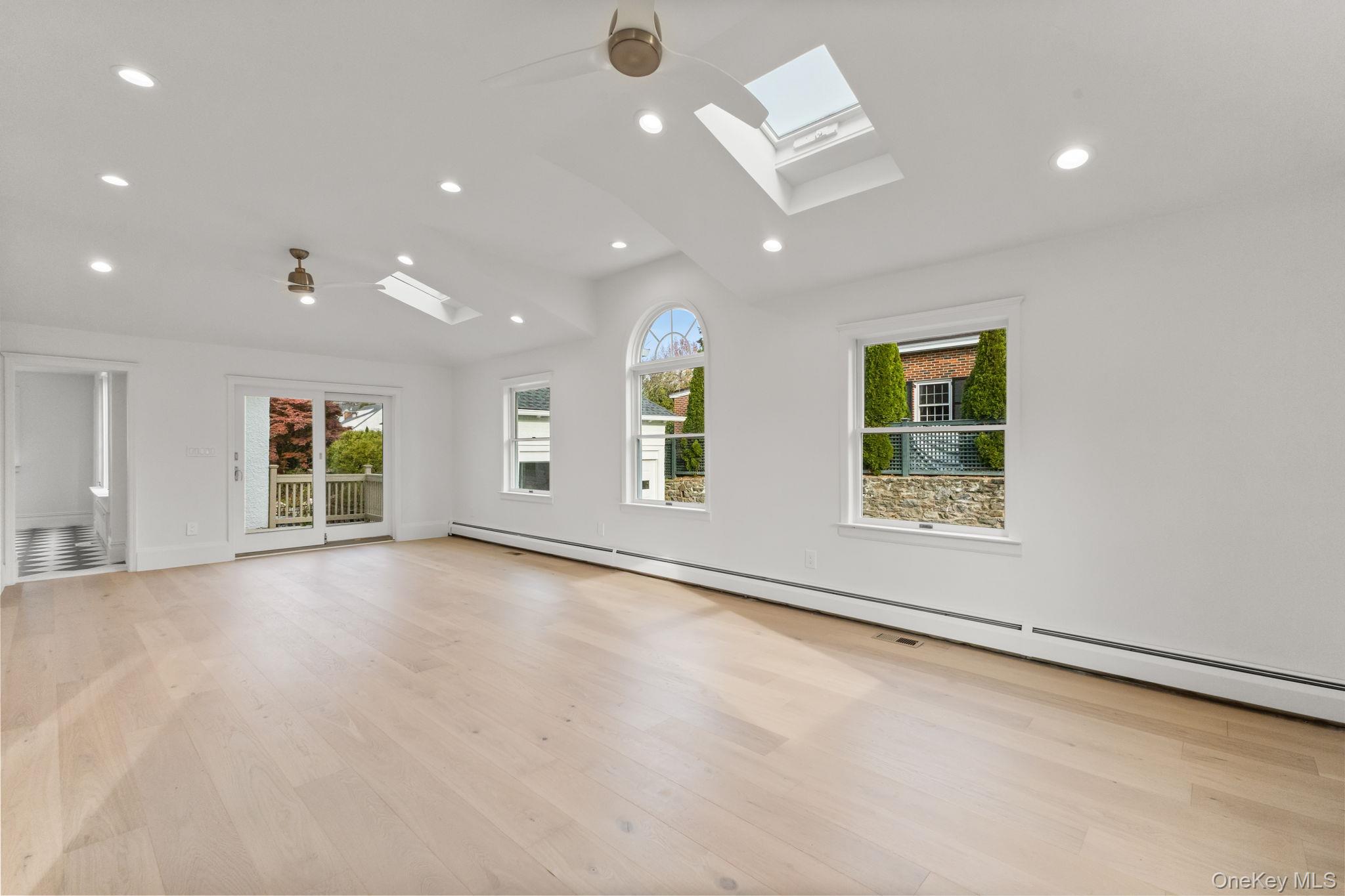 #13 photo, 158 Loring Avenue, Pelham , NY 10803