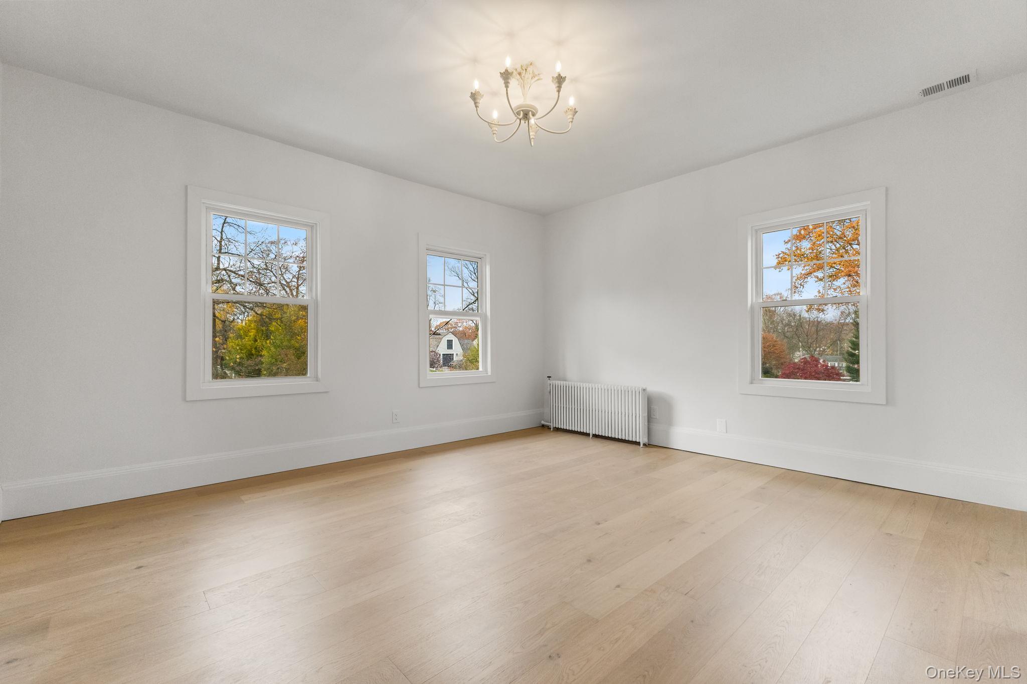 #15 photo, 158 Loring Avenue, Pelham , NY 10803