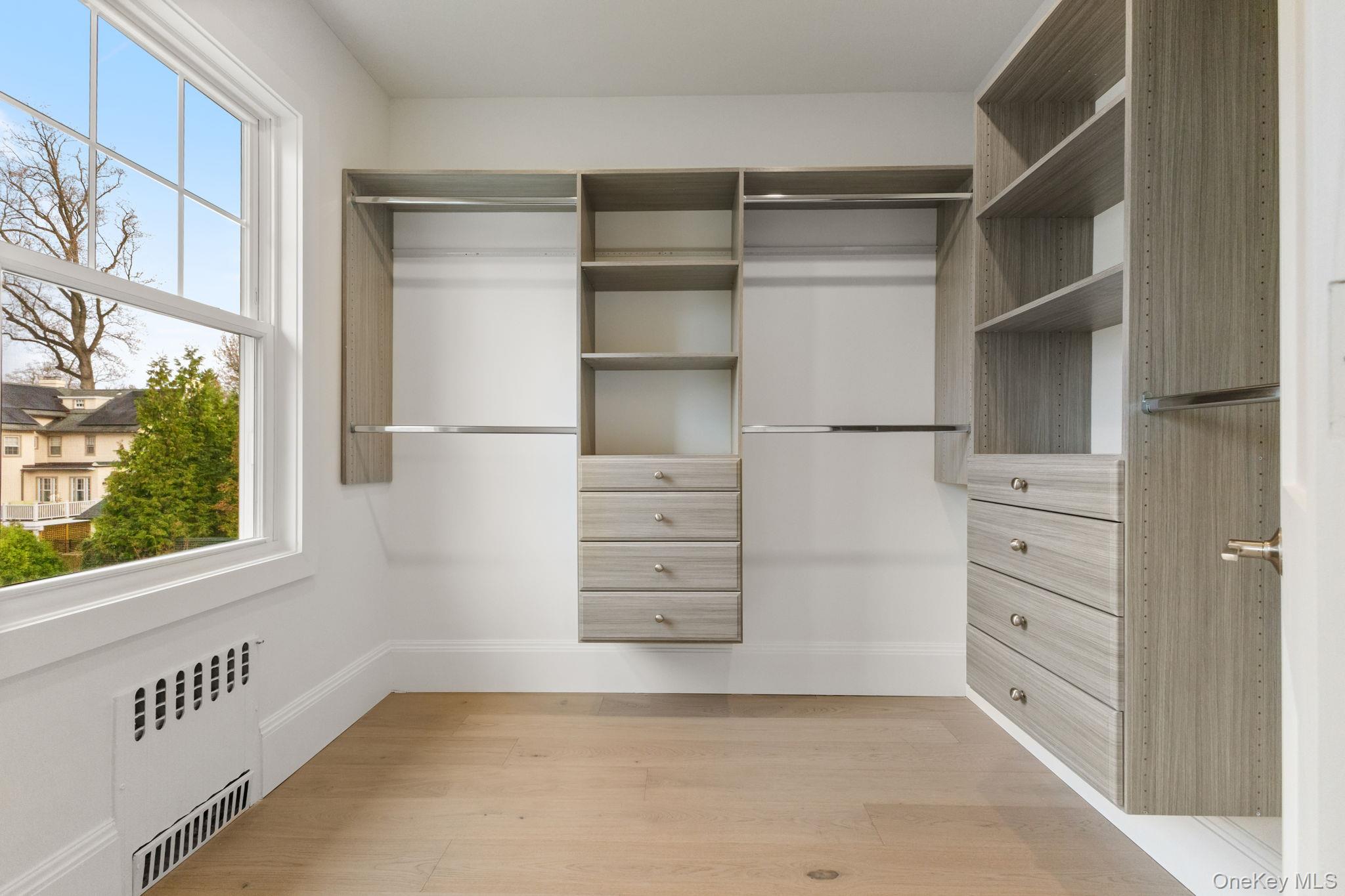 #17 photo, 158 Loring Avenue, Pelham , NY 10803