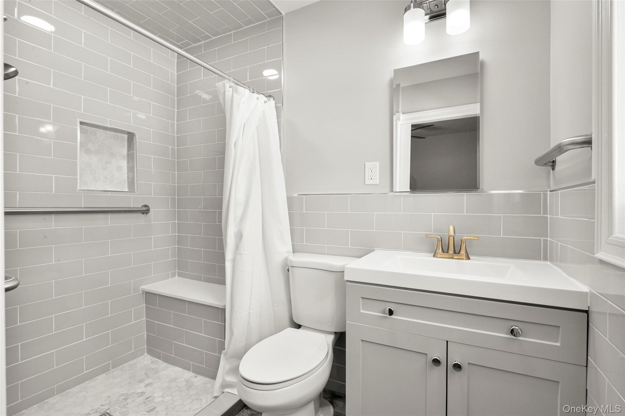 #11 photo, 60 Holland Street, Harrison , NY 10528